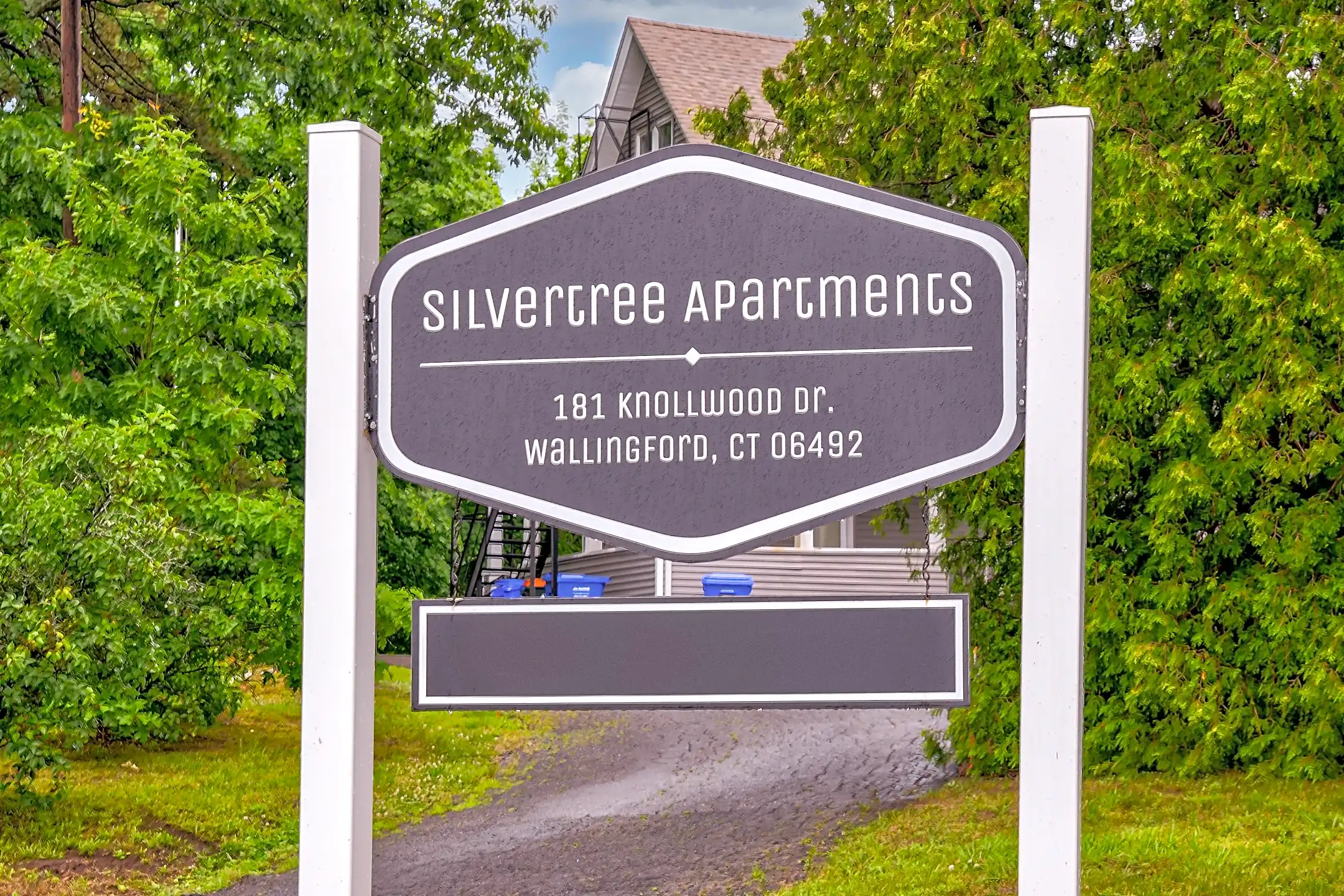 Silvertree Apartments 181 Knollwood Dr Wallingford, CT Apartments