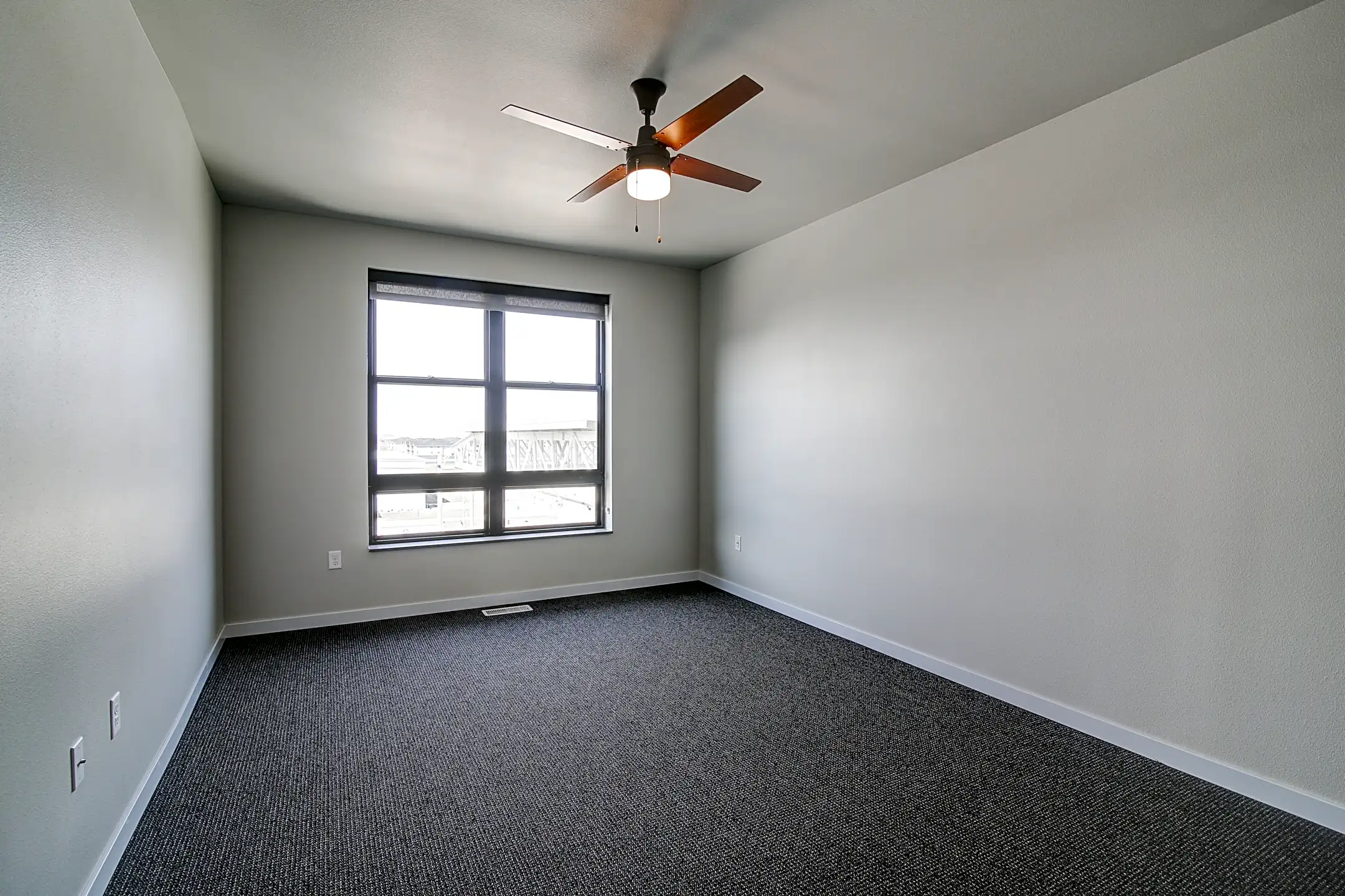 The Lights at Sheyenne 32 West Fargo, ND 58078