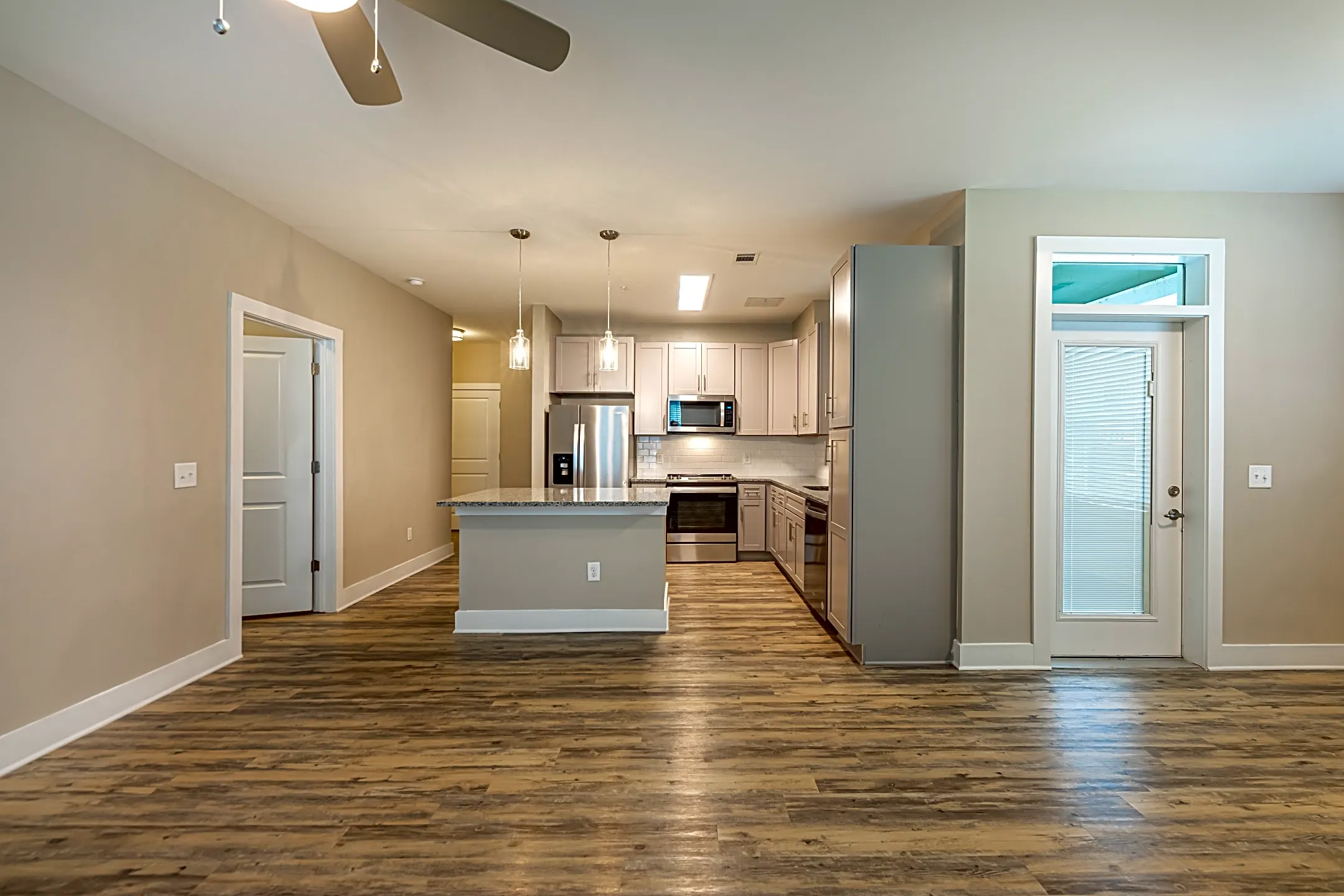 Foxwood Luxury Apartments 6701 Fox Rd Raleigh, NC Apartments for