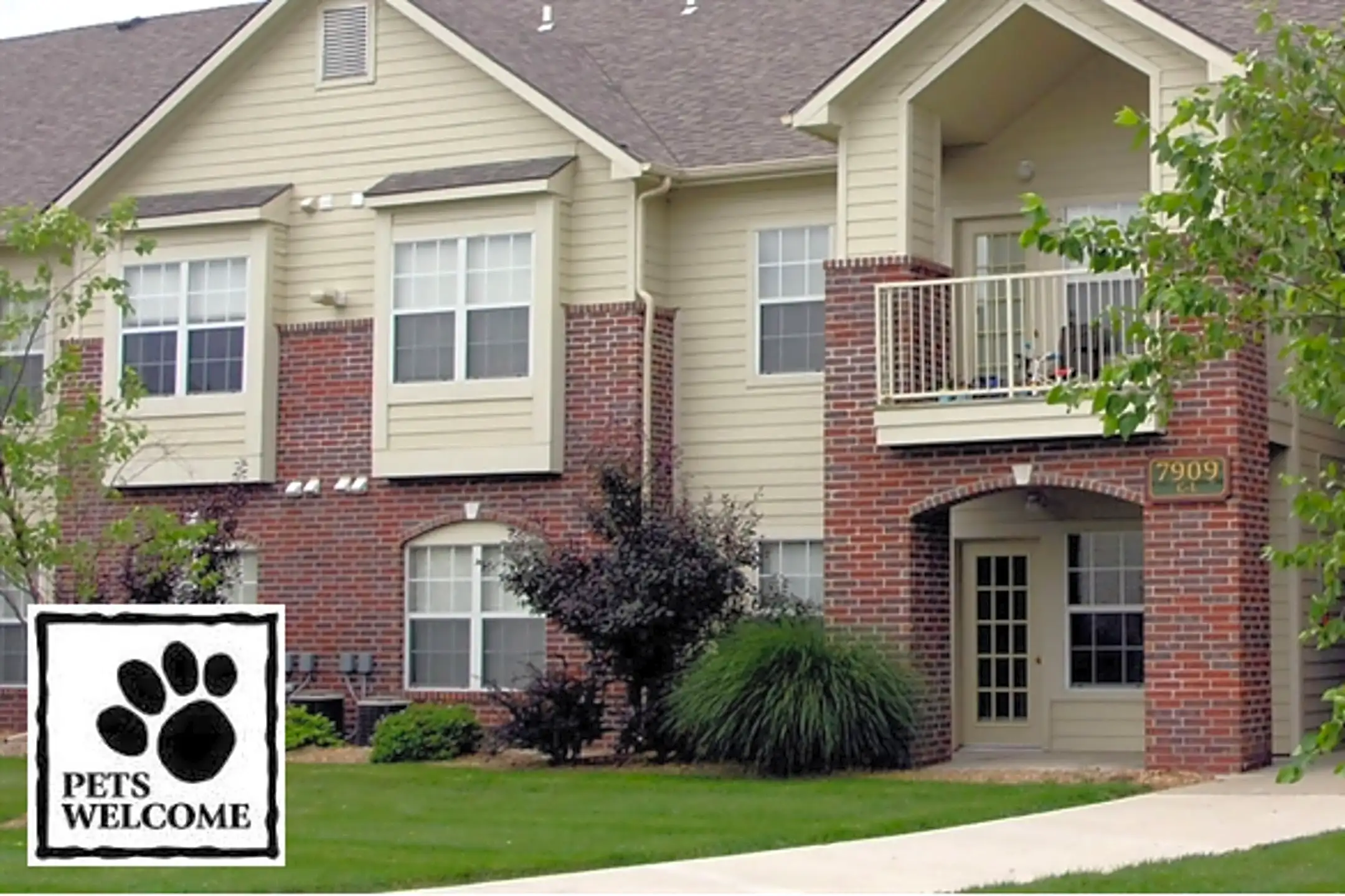 Wildoak Apartment Homes 7987 N Flintlock Rd Kansas City, MO