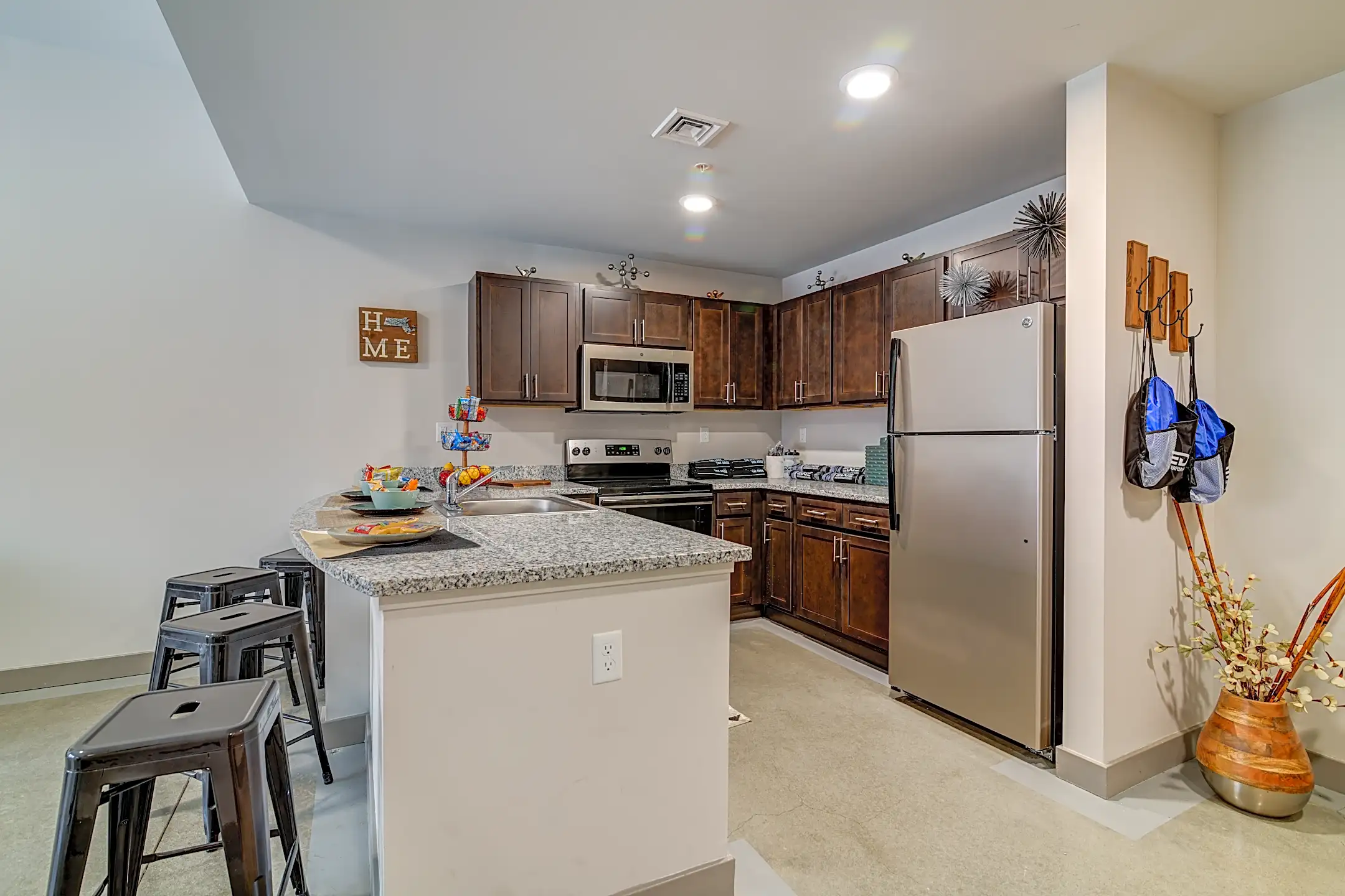 Edge Merrimack River PER BED LEASE Lowell, MA 01852