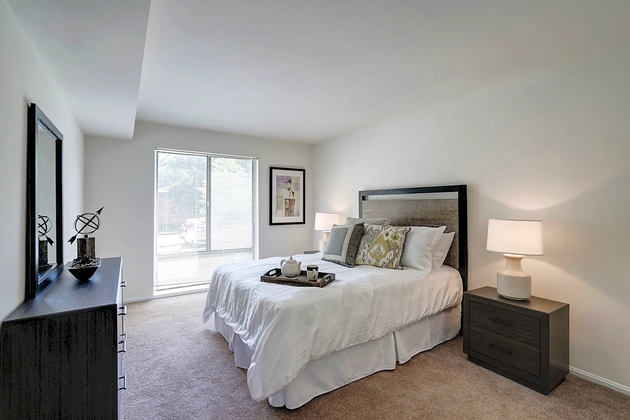 Charter Oak Apartments Reston, VA 20190