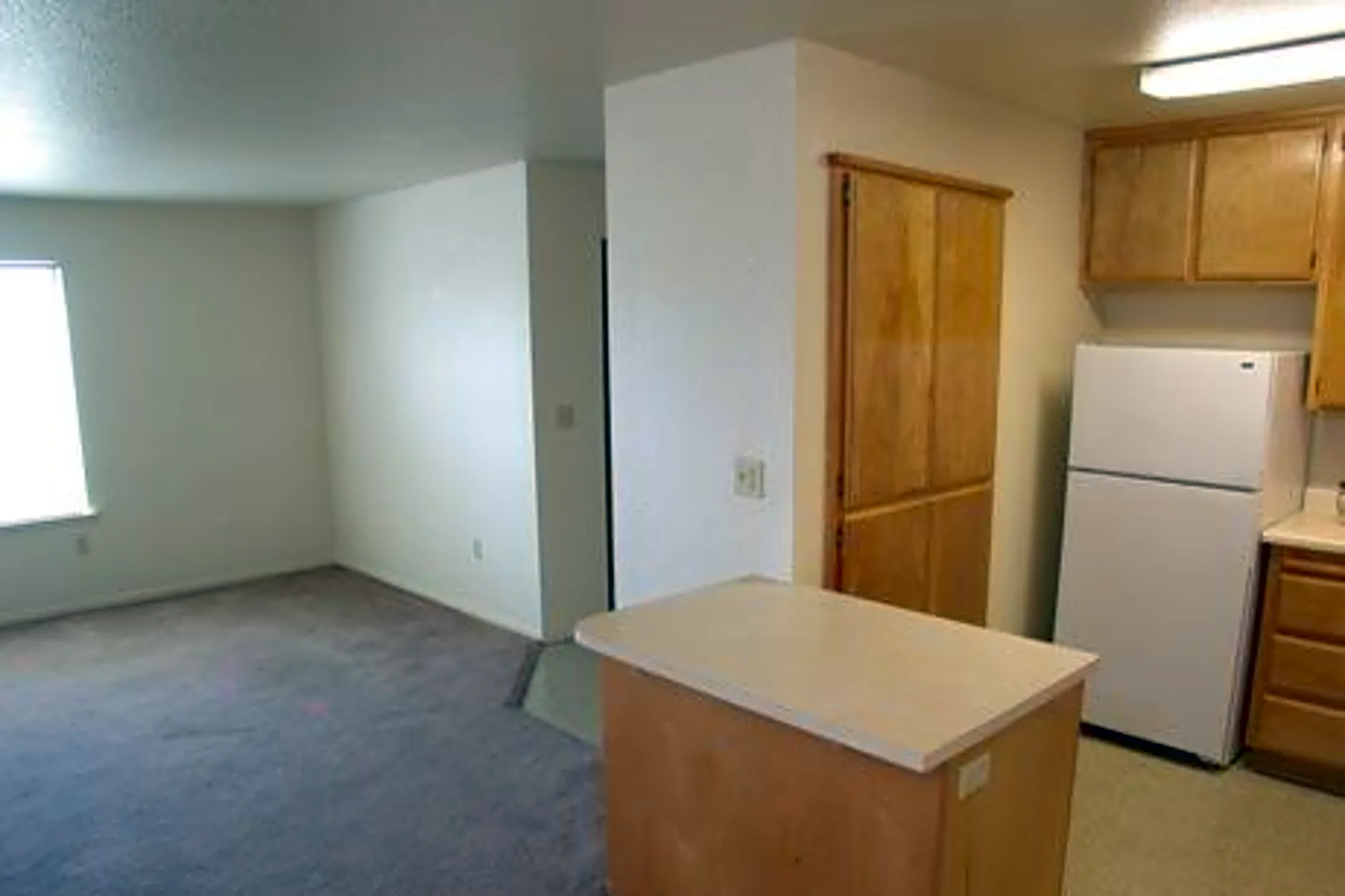 Taylor Terrace Apartments 4058 Taylor St Sacramento, CA Apartments