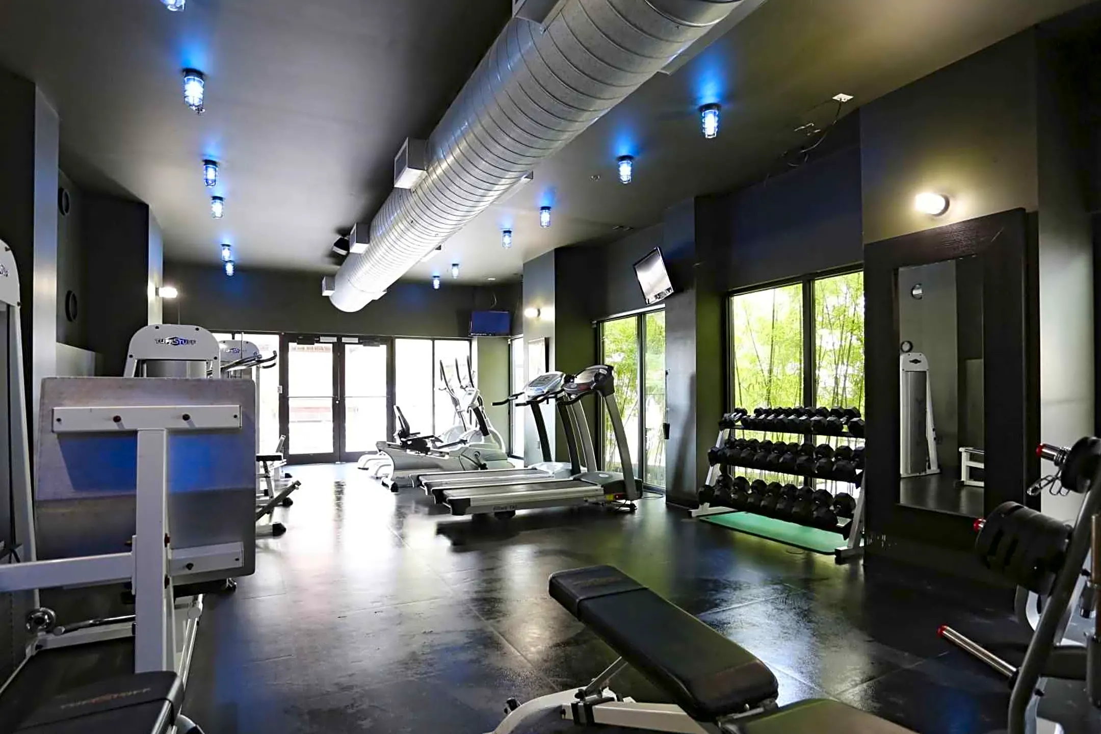 Fitness Weight Room - Dallas Power & Light Buildings - Dallas, TX