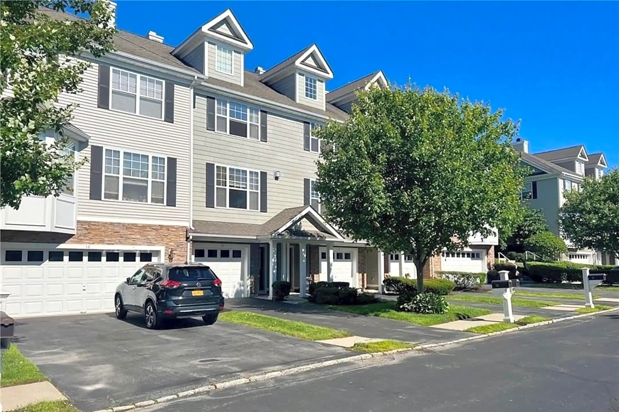 16 Putters Way Condos Middletown, NY 10940