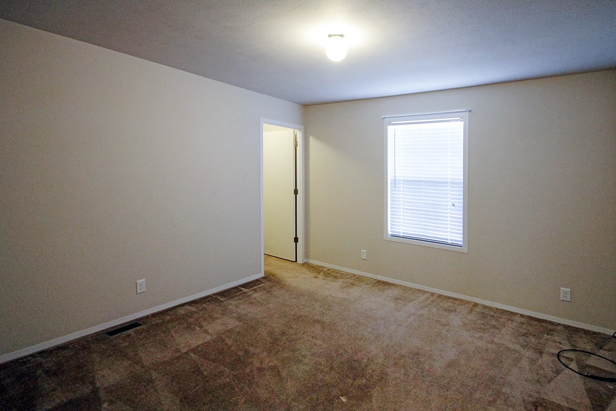 Dutton Mill Village 6720 W Mill Run SE Caledonia, MI Apartments for