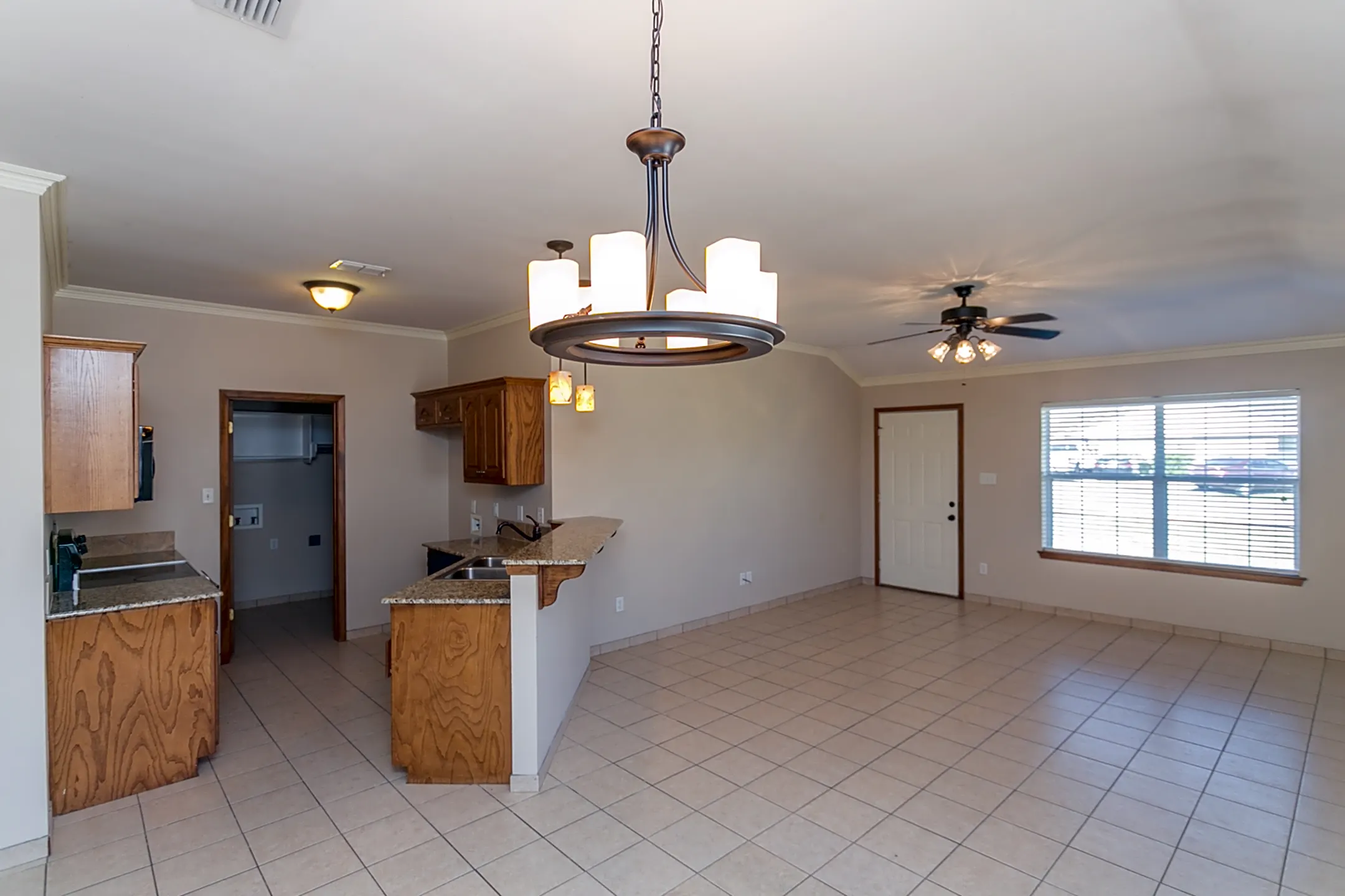 16121/16123 Rolling Meadows Dr. 16121 Rolling Meadows Dr. Lindale