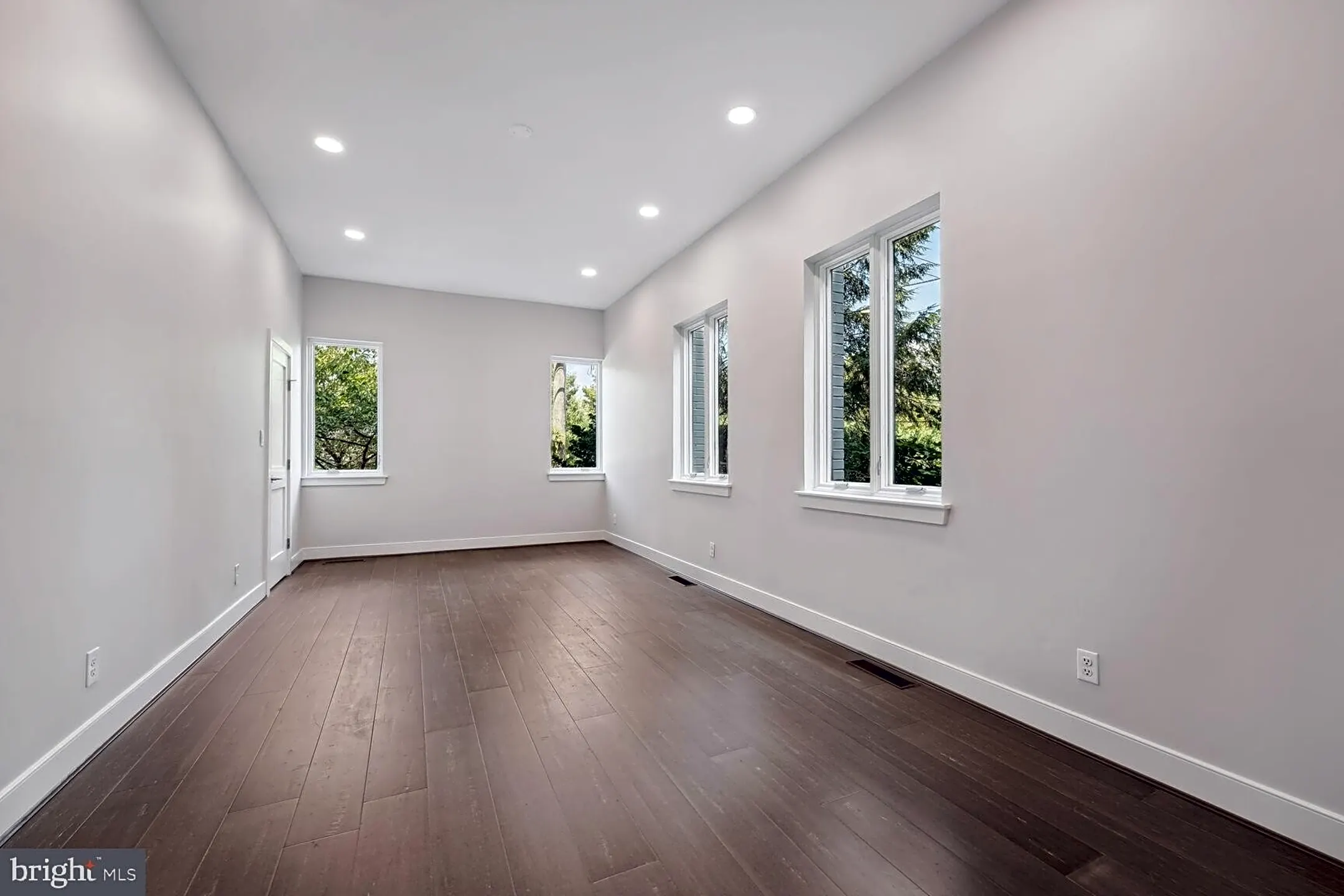 Living Room - 3410 Garfield St NW - Washington, DC