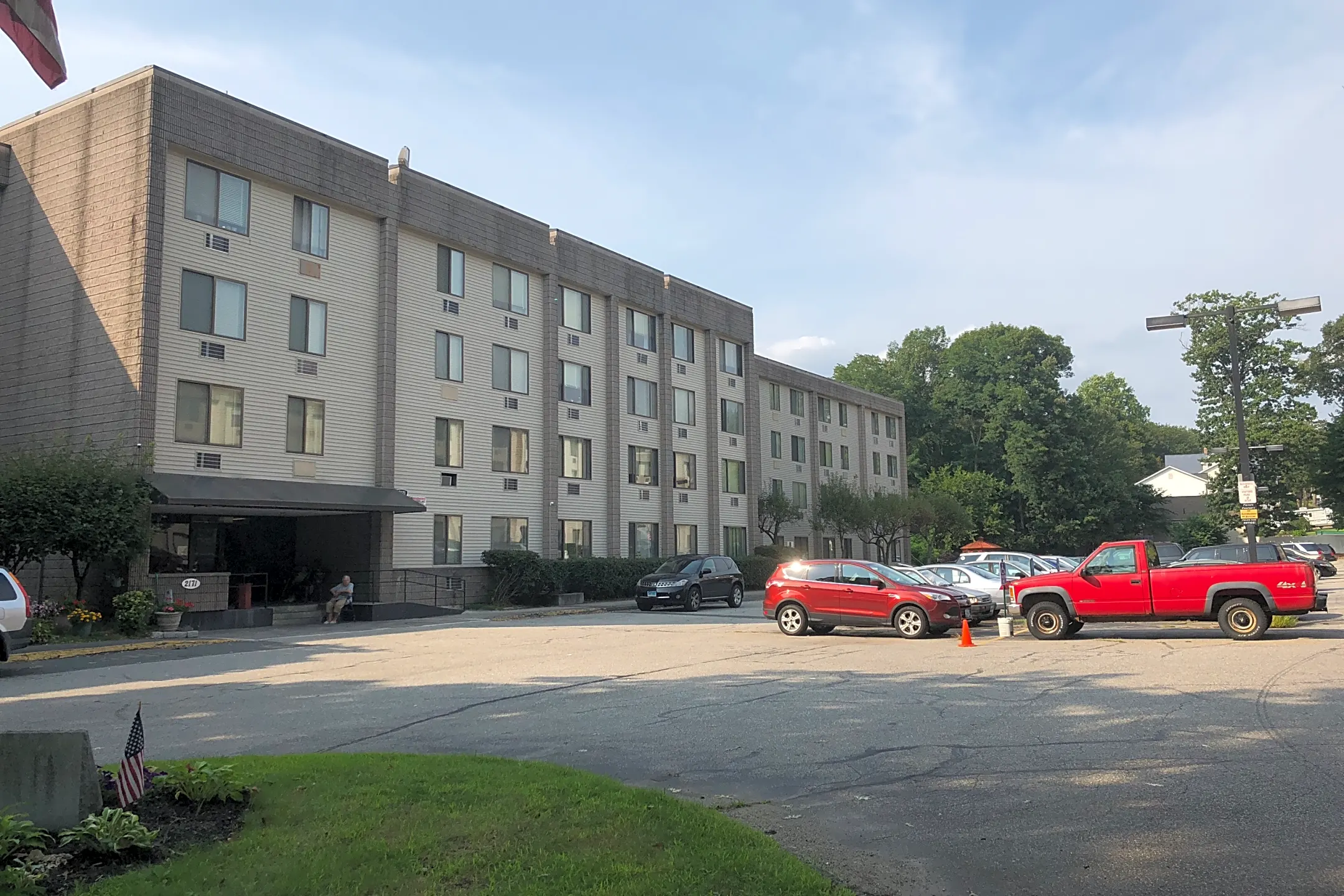 Eastgate Apartments - 2171 E Main St | Waterbury, CT for Rent | Rent.