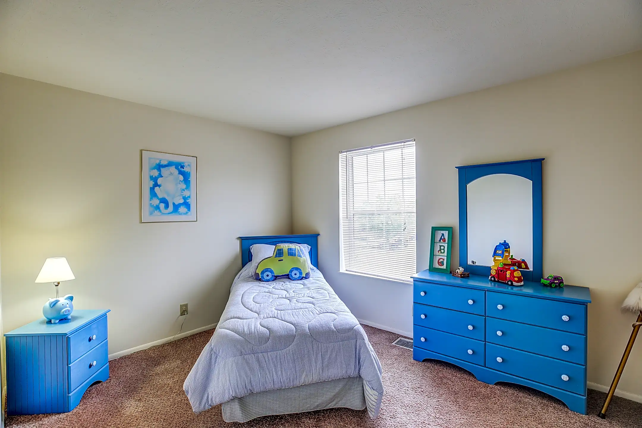 Normandy Green Apartments & Townhouses 6805 Sebree Dr Florence, KY