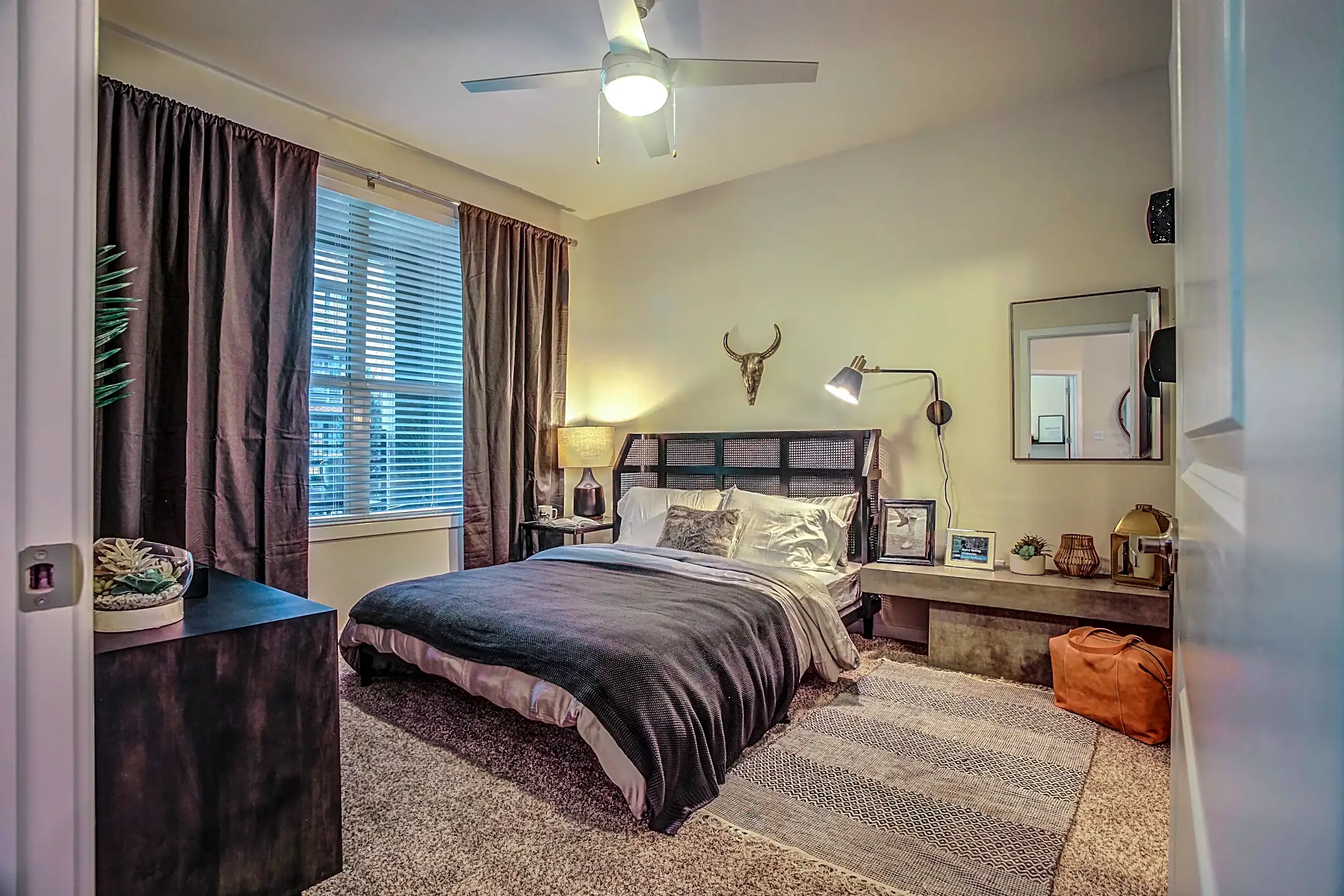 imt-prestonwood-15480-dallas-pkwy-dallas-tx-apartments-for-rent