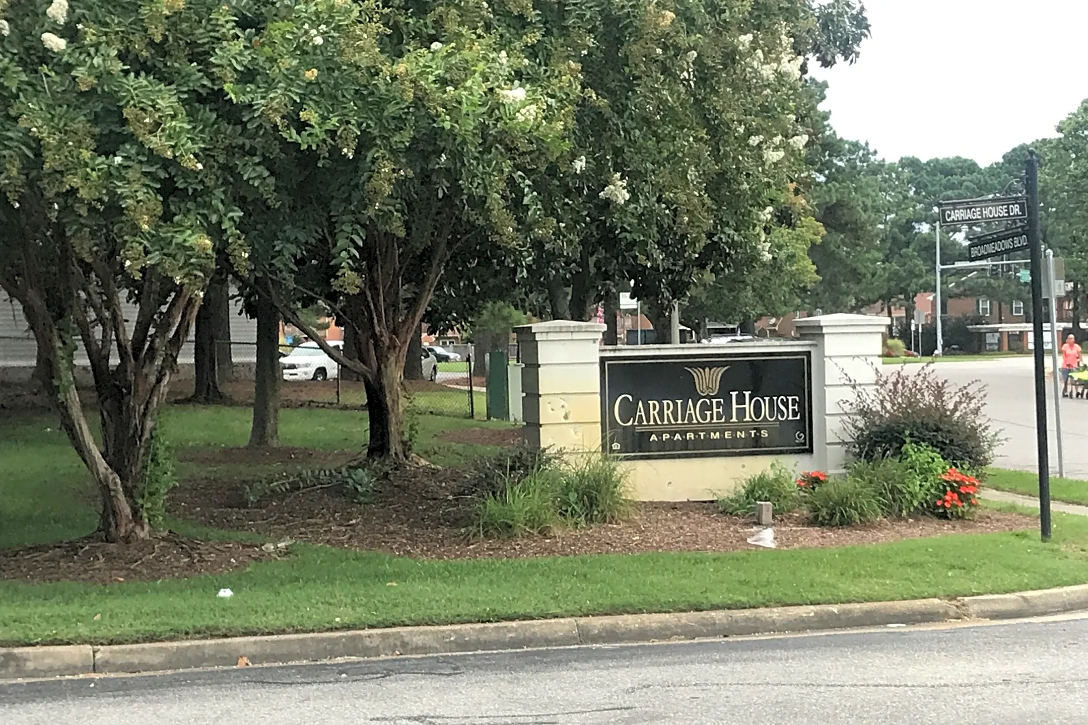 Carriage House Apartments - Virginia Beach, VA 23462