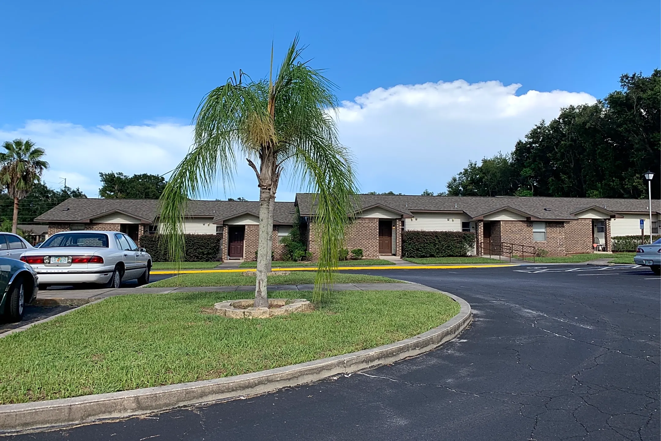 Palm Brook - 1 BROOK CIR | Leesburg, FL Apartments for Rent | Rent.