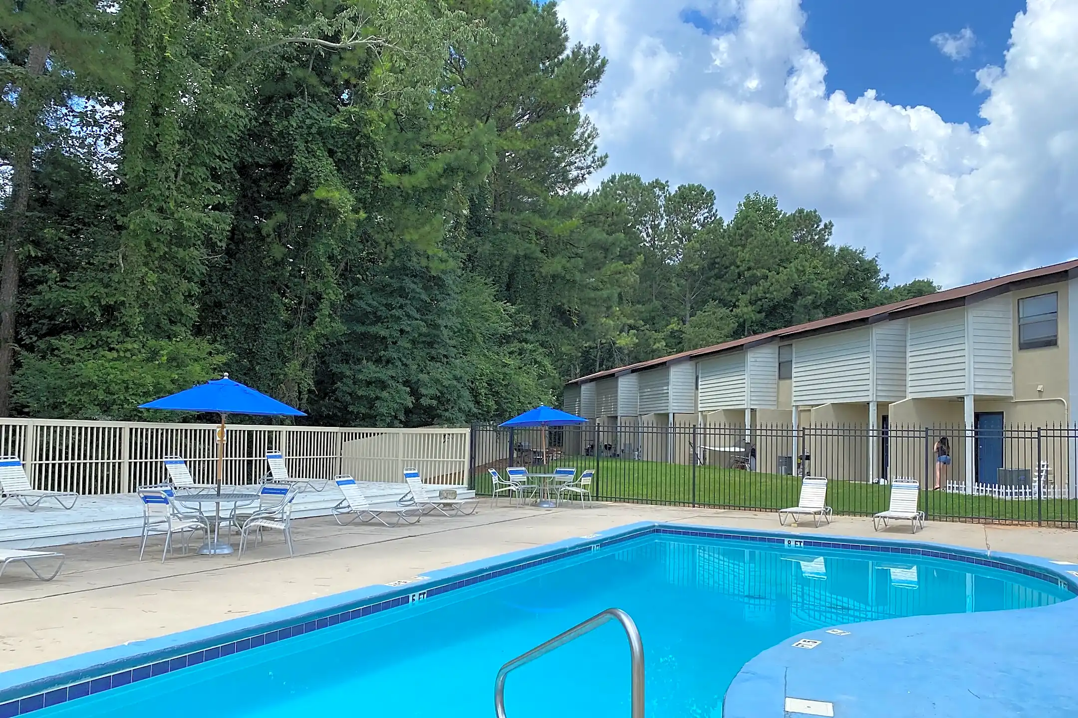 Pines of Lanier Apartments Gainesville, GA 30504
