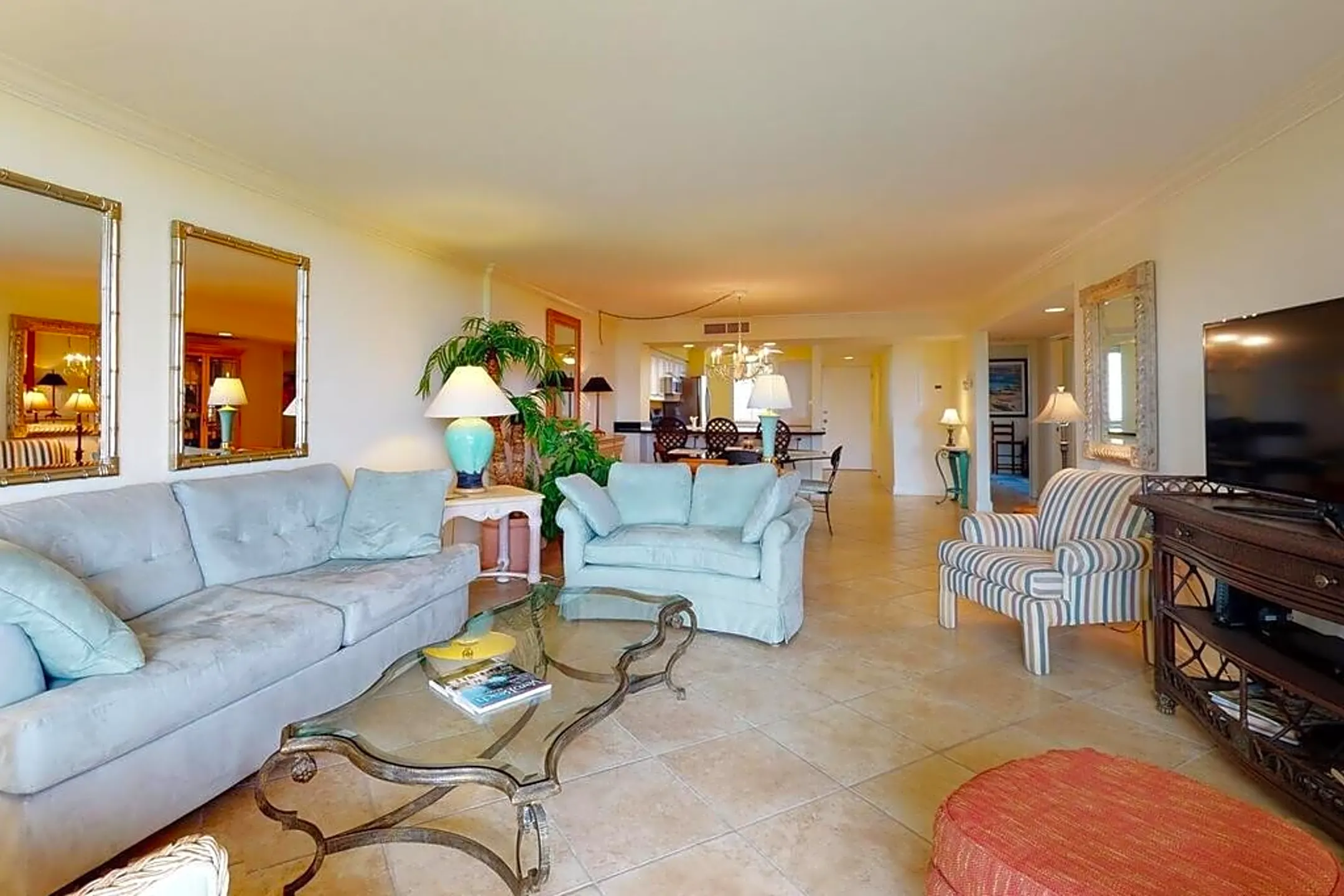 Living Room - 1480 Ocean Dr #2J - Vero Beach, FL
