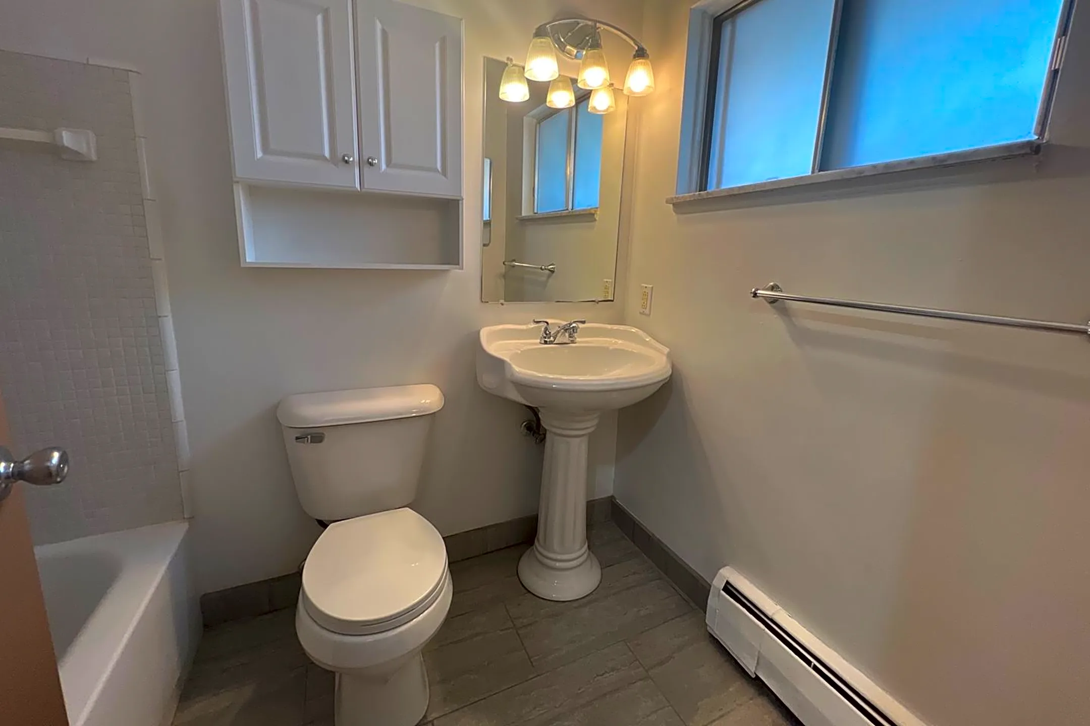 3850 W Walton Blvd Waterford, MI Houses for Rent Rent.