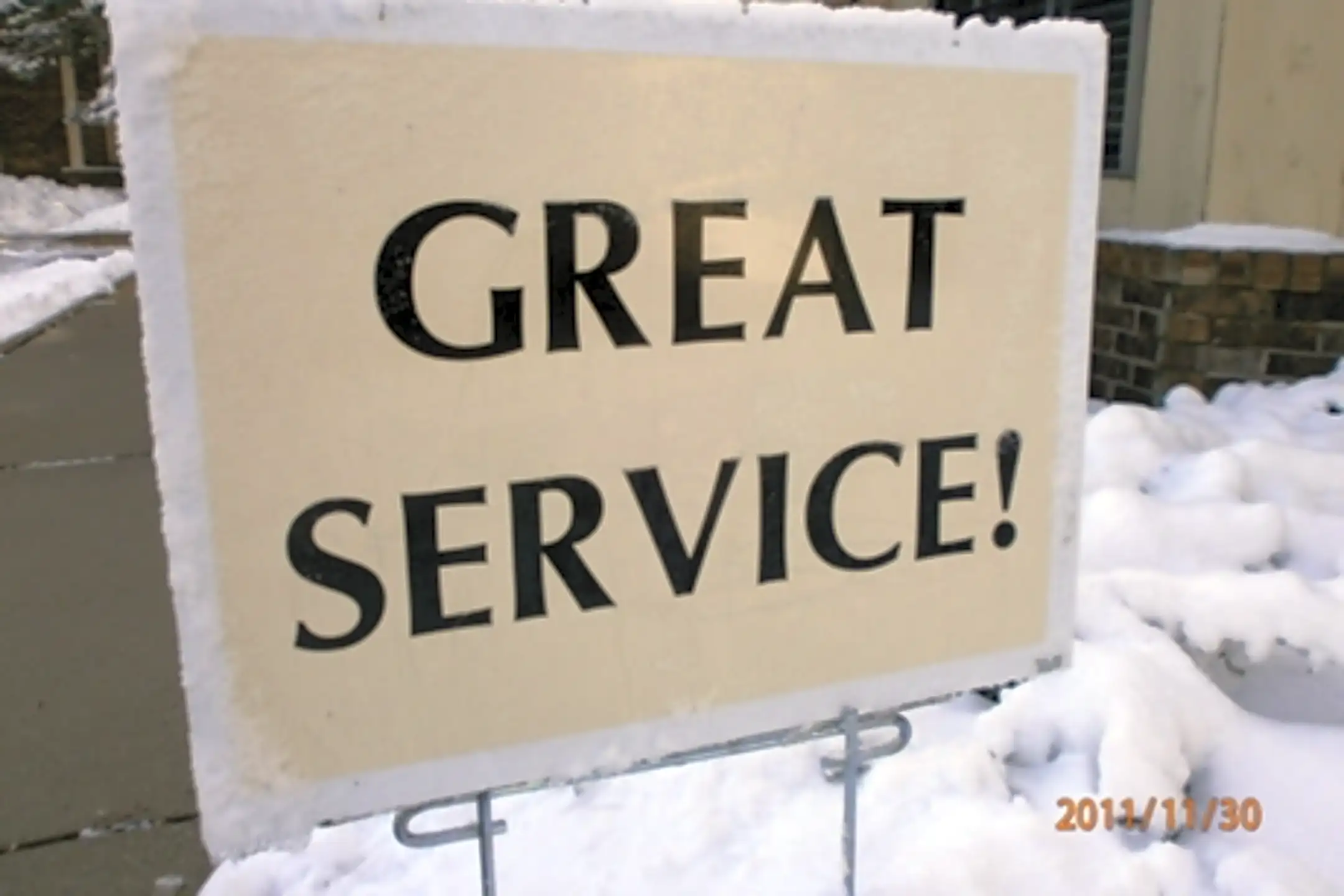 Rolling Hills Apartments Lapeer, MI 48446