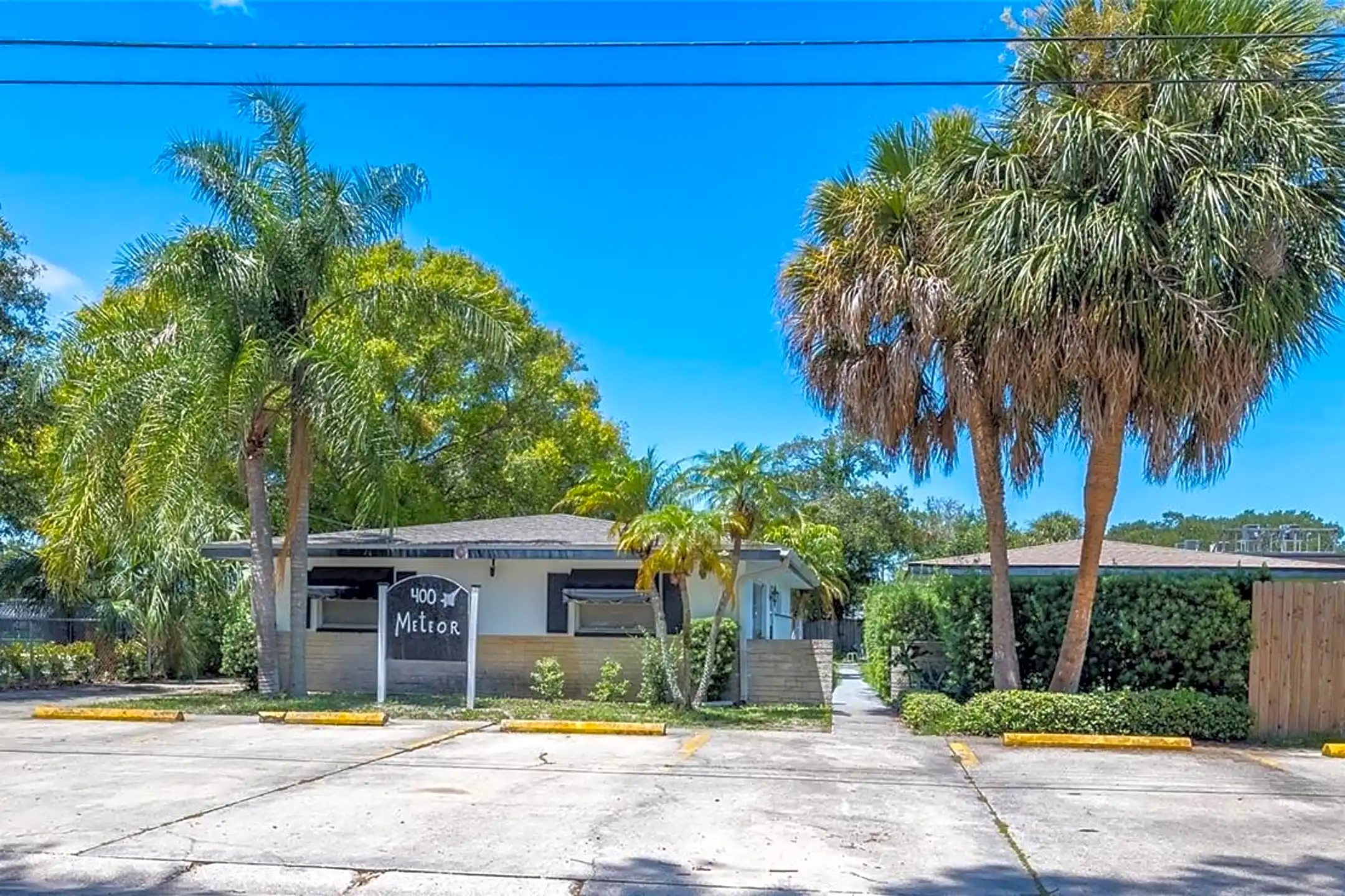 400 S Meteor Ave 4 Apartments Clearwater, FL 33765