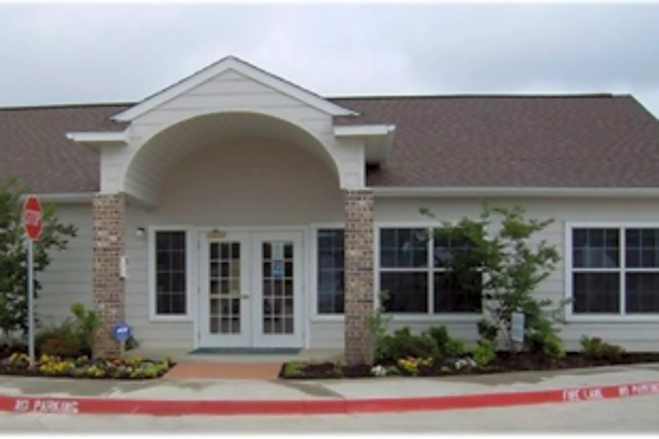 Villas Of Hubbard 222 S Magnolia Ave Hubbard, TX Apartments for Rent Rent.