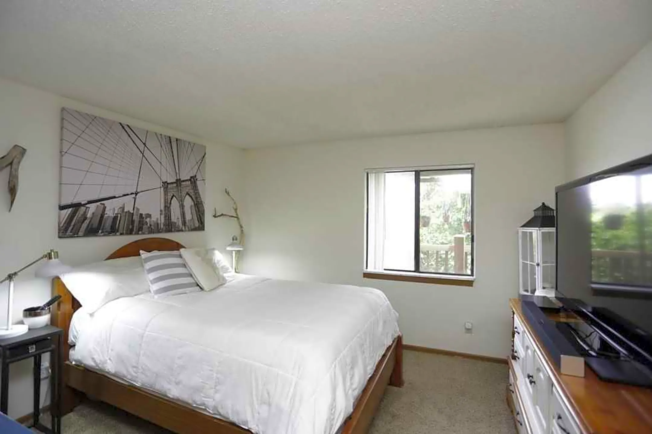 Bedroom - Marina Point - Wichita, KS