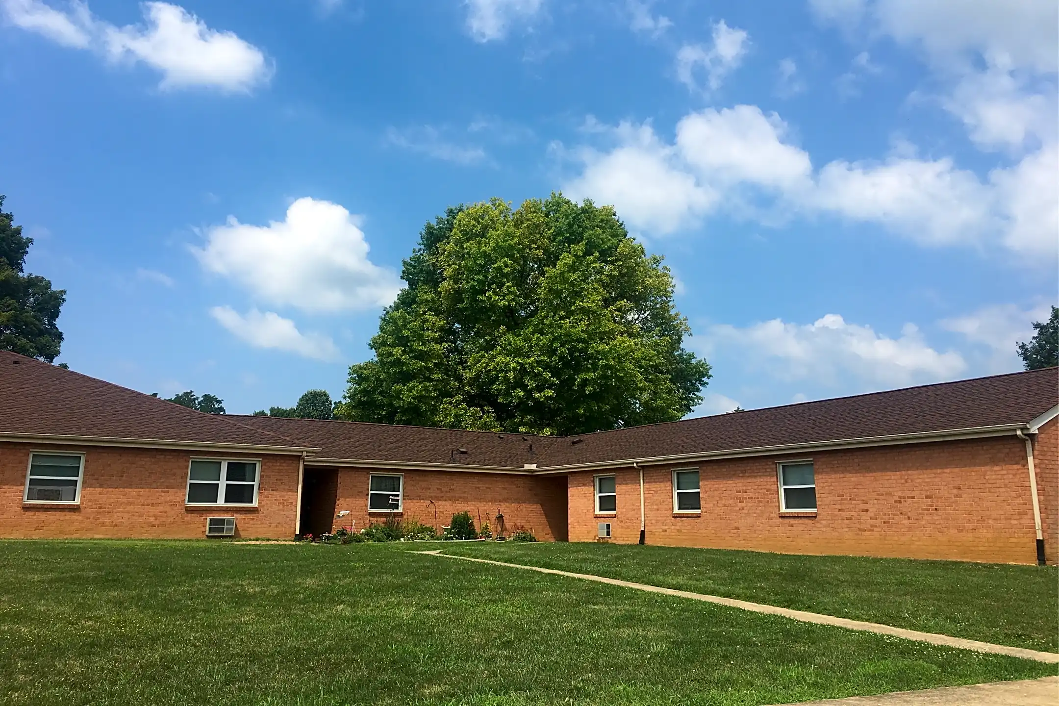 Staunton Apartments