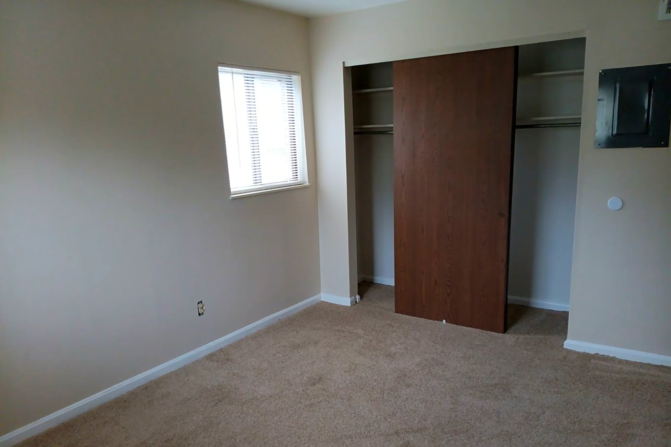 1602 Dayton Ave Apartments Dayton, KY 41074