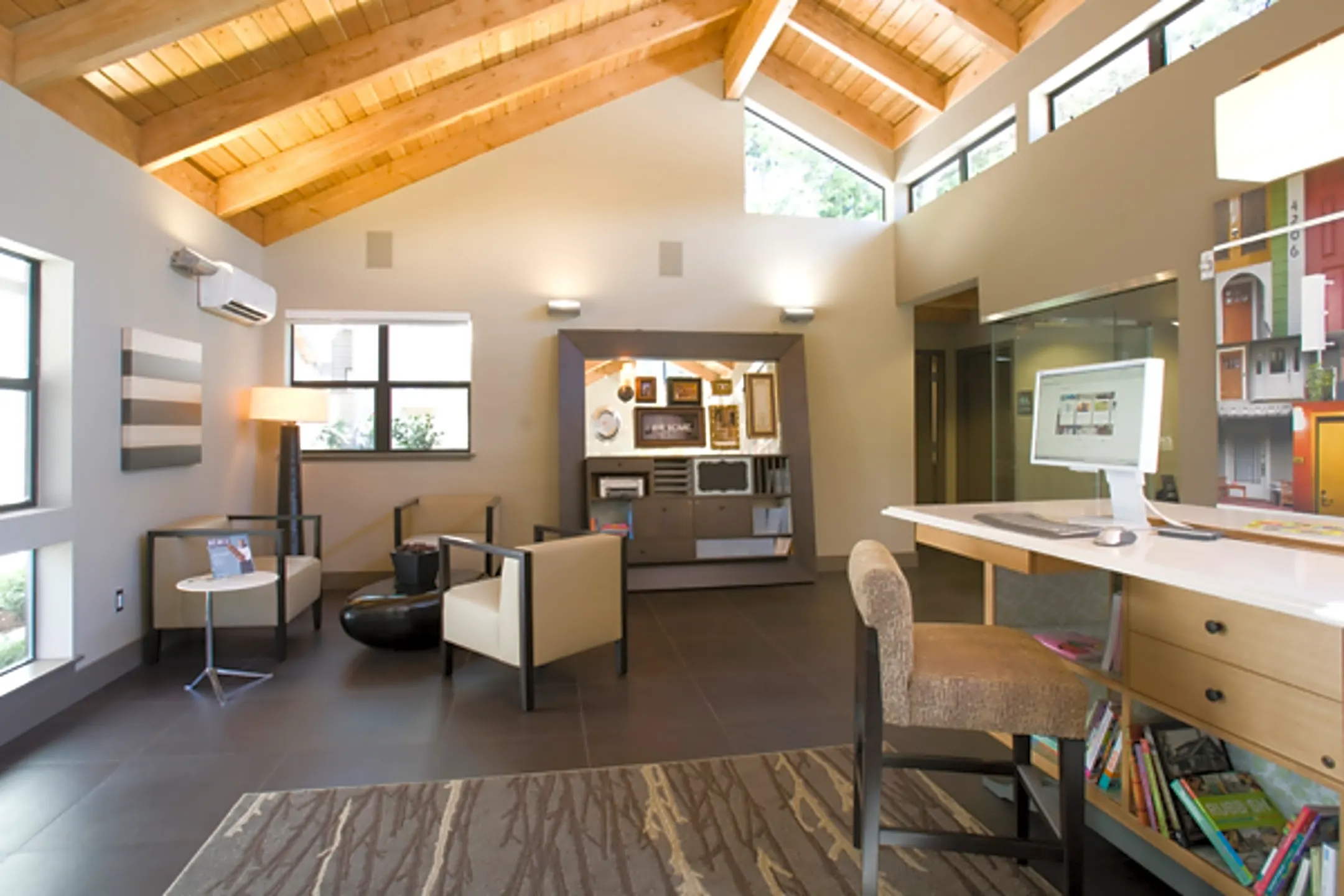 The Lakes Apartments 14760 NE 40th St Bellevue, WA Apartments for