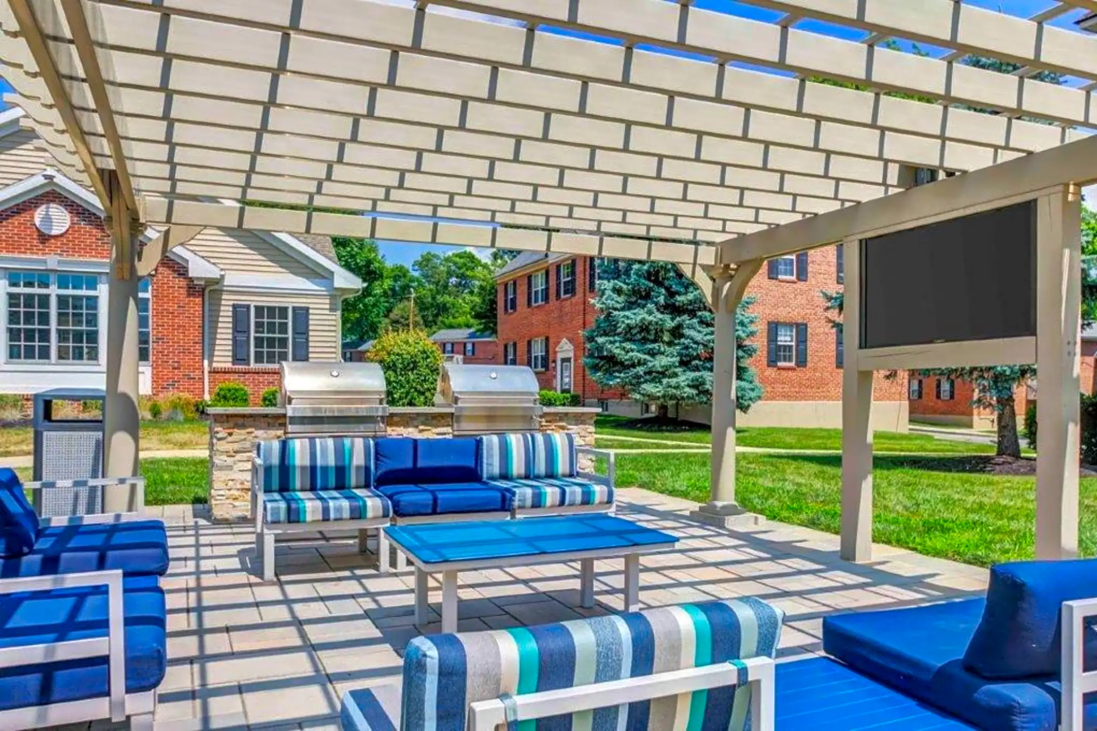 The Villas at Bryn Mawr Apartment Homes 105 H1 Charles Drive Bryn