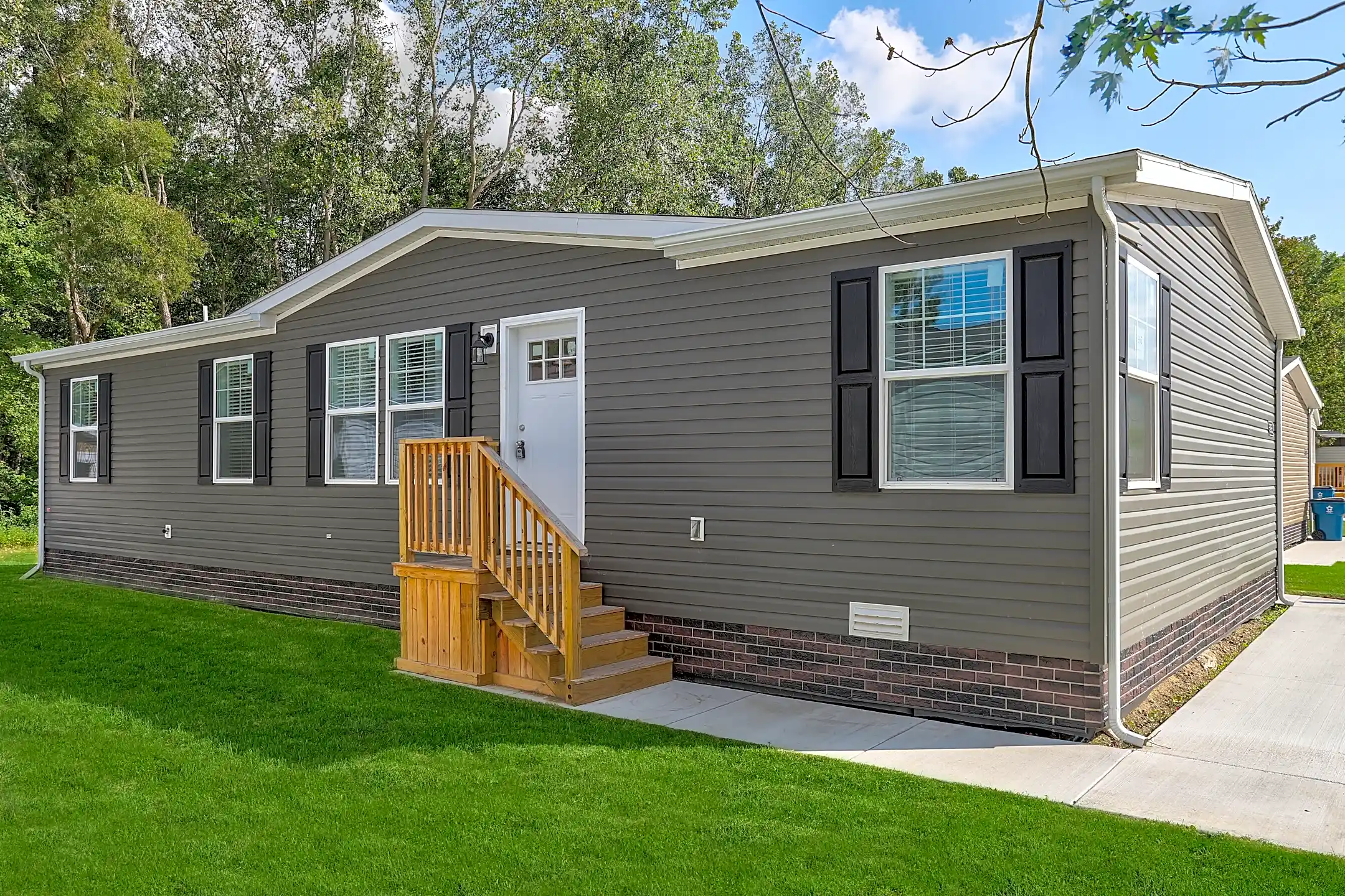 The Reserves 3977 Sherwood Lakes Blvd Jackson, MI Apartments for