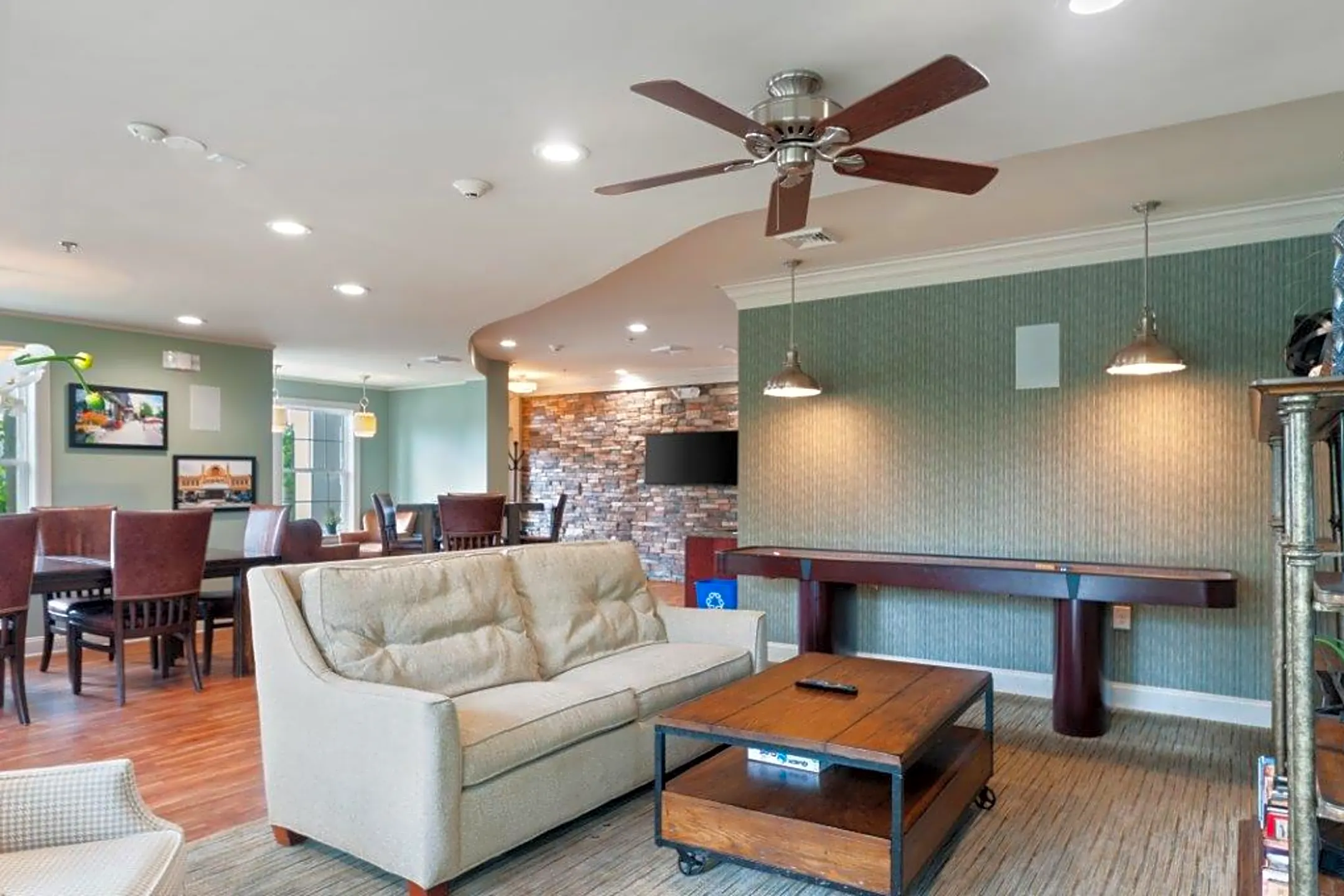 Strafford Station Apartment Homes - Wayne, PA