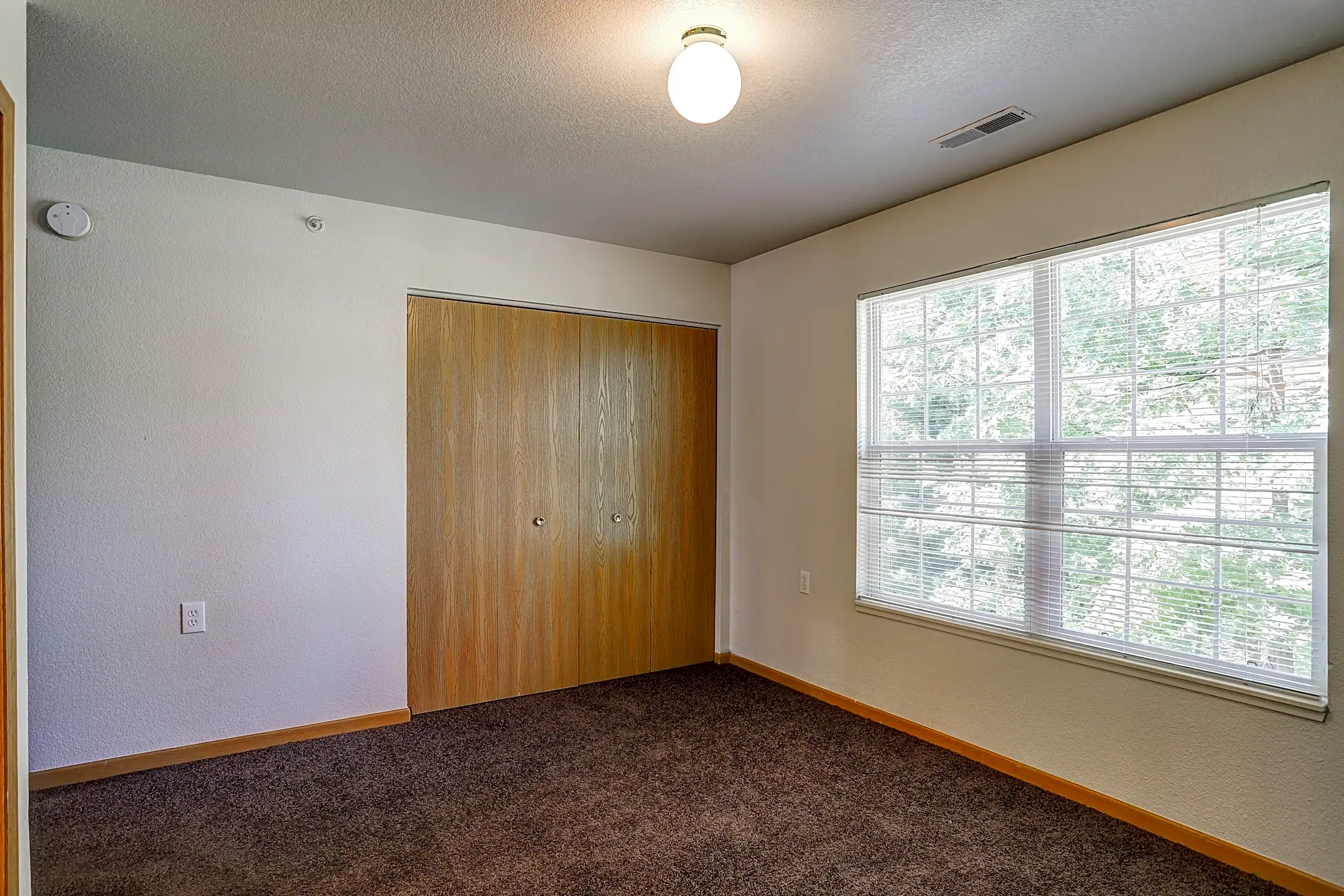 Village Glen Apartments Traverse City, MI 49686