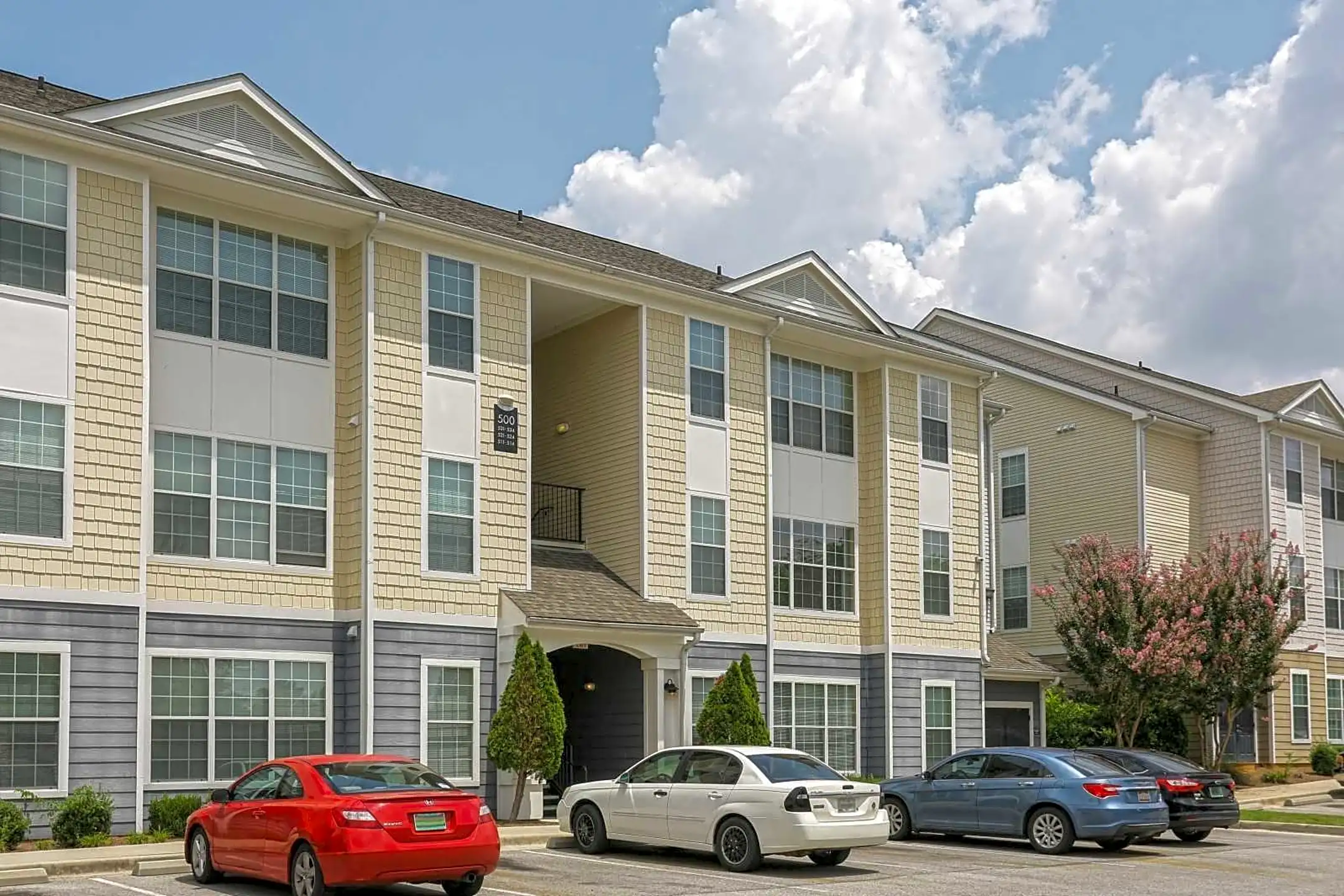 Building - Huntsville Place - Huntsville, AL