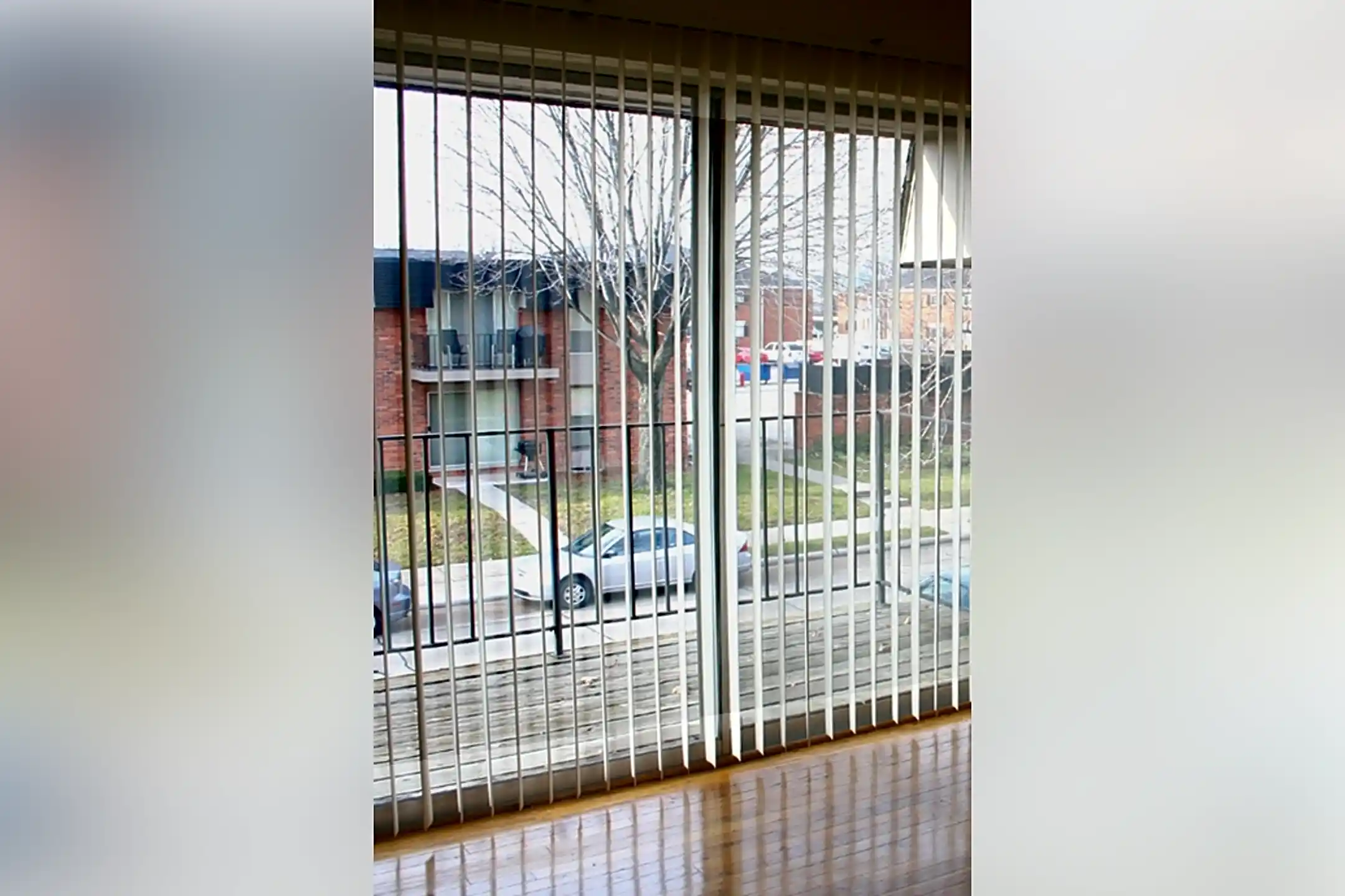 Amber's Mansfield Apartments 5004 Mansfield Ave Royal Oak, MI