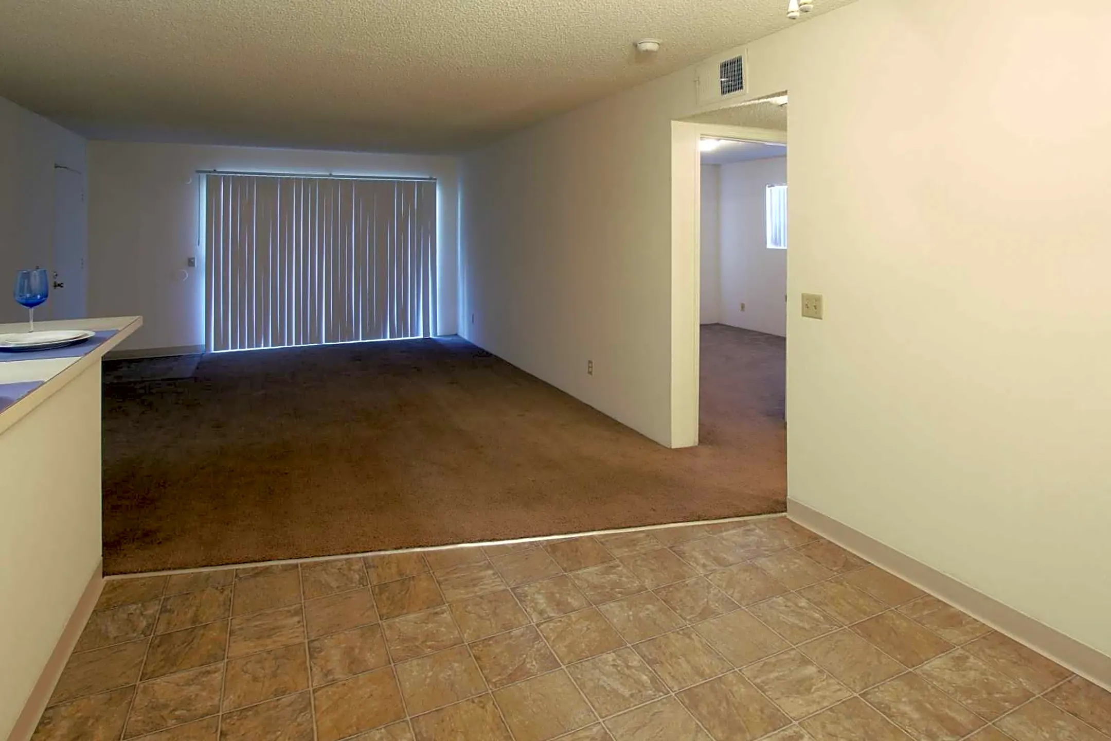 Forest Glen 493 Beaumont Gln Escondido Ca Apartments For Rent Rent