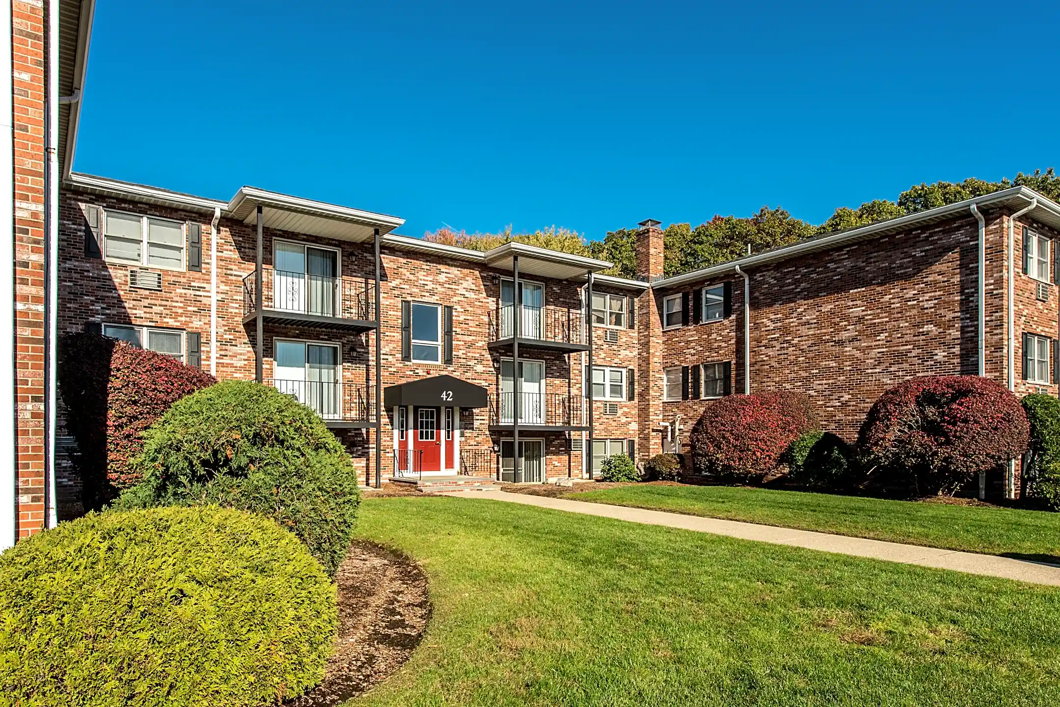 Stonebridge Apartments - 38 Dean St | Norwood, MA Apartments for Rent ...