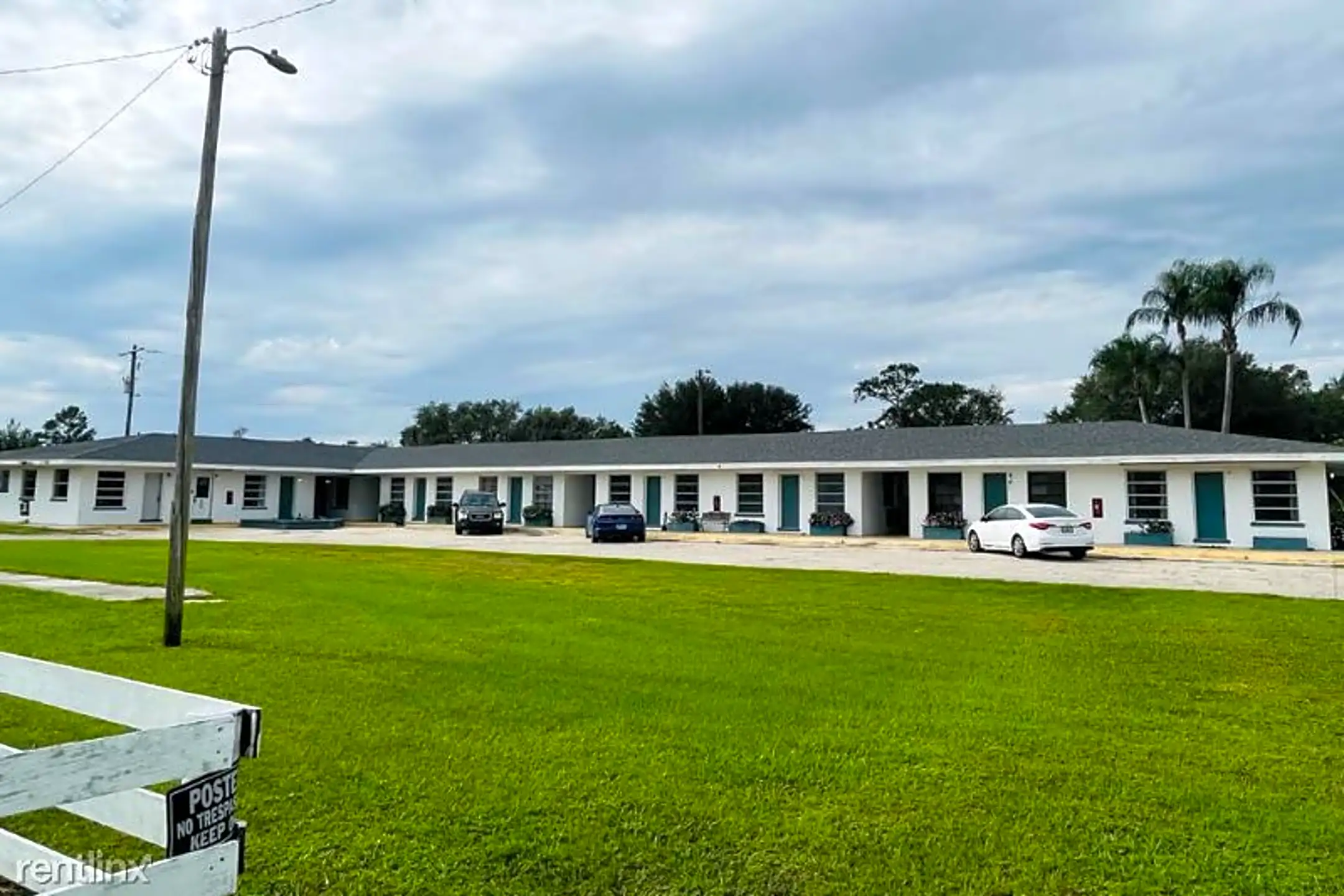 6480 Miami Dr Apartments Indian Lake Estates, FL 33855