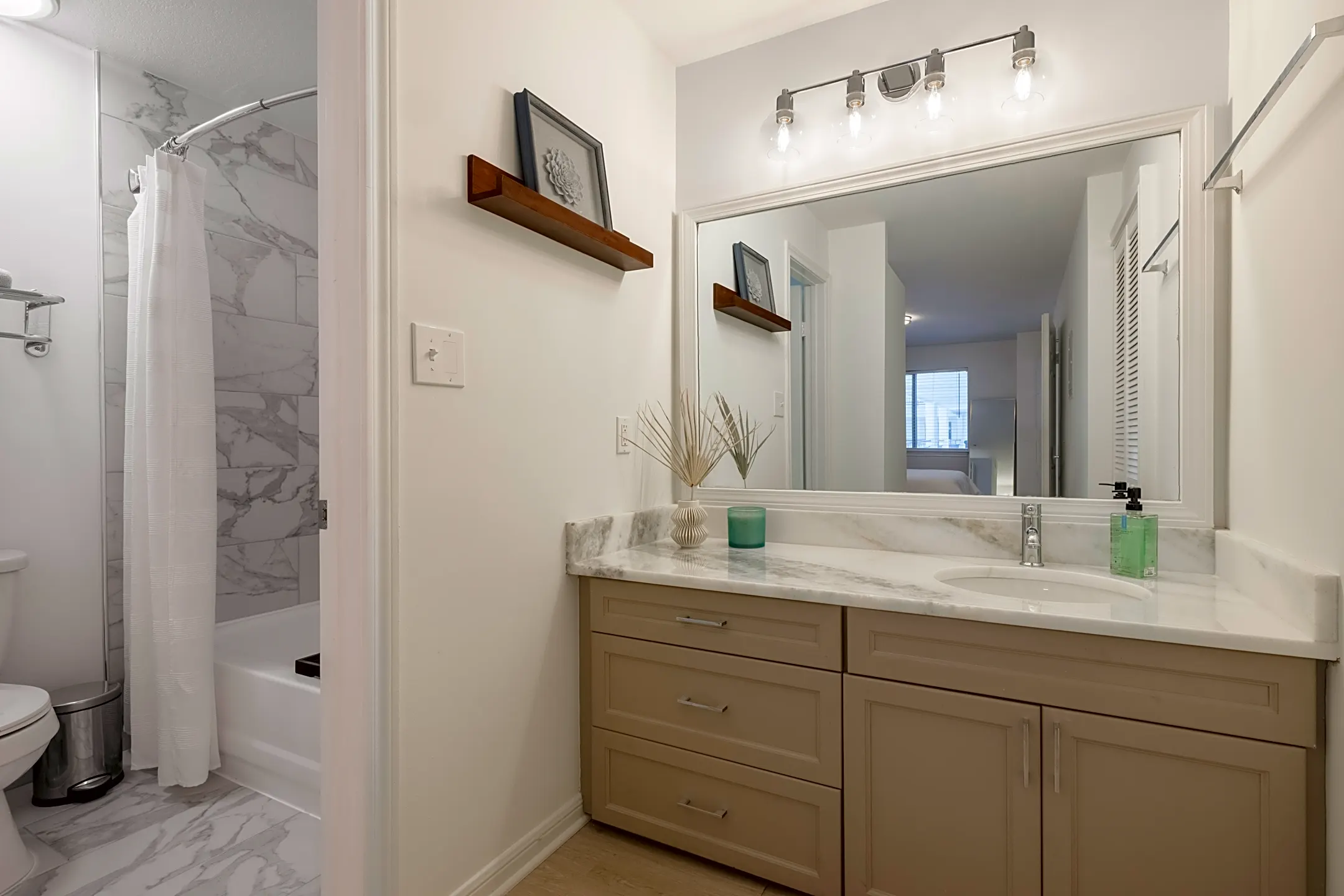 Flats at Shady Grove 1380 Piccard Dr Rockville, MD Apartments for