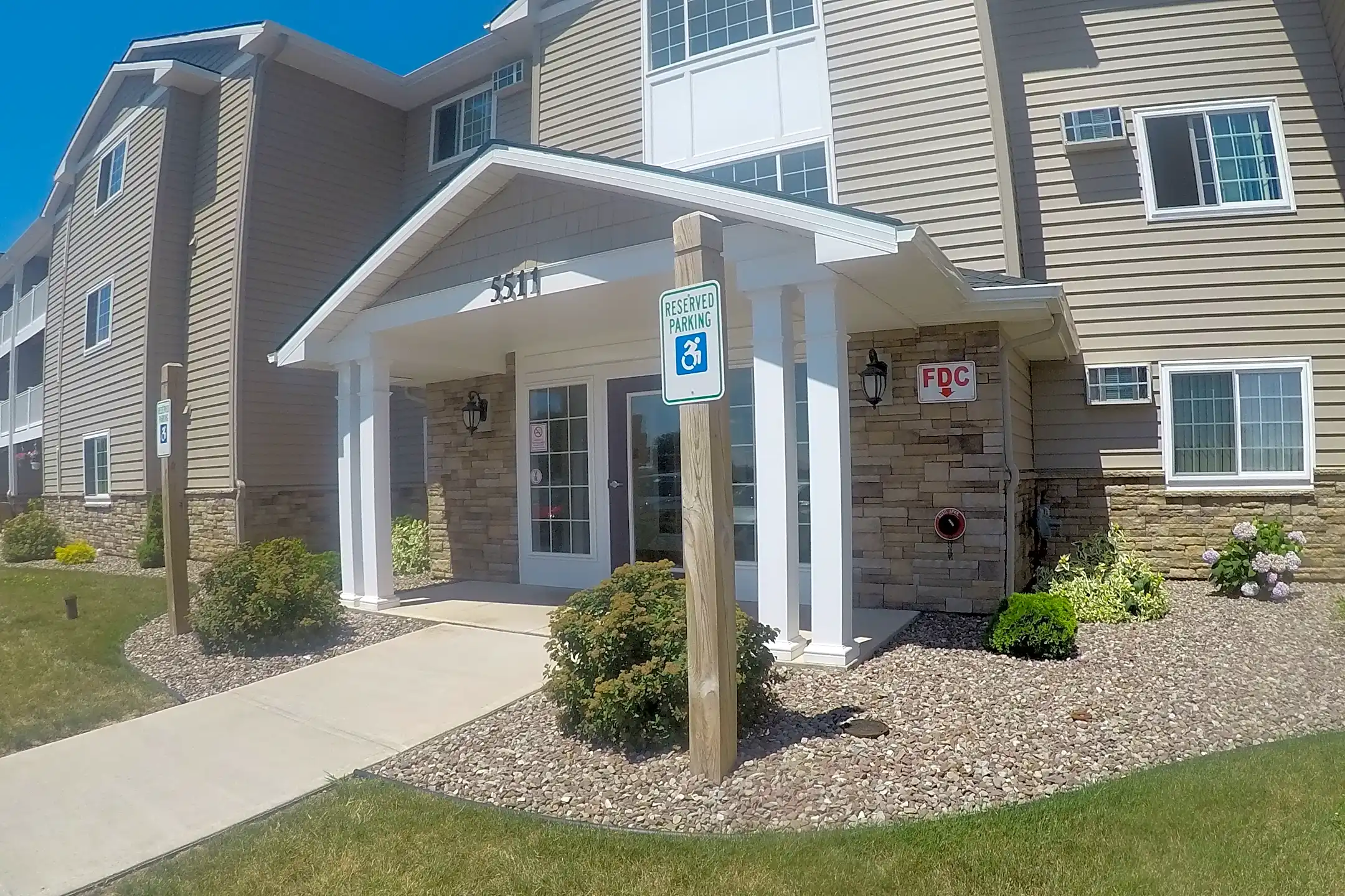 Tocco Villaggio Apartments 5511 Legionnaire Dr Clay, NY Apartments