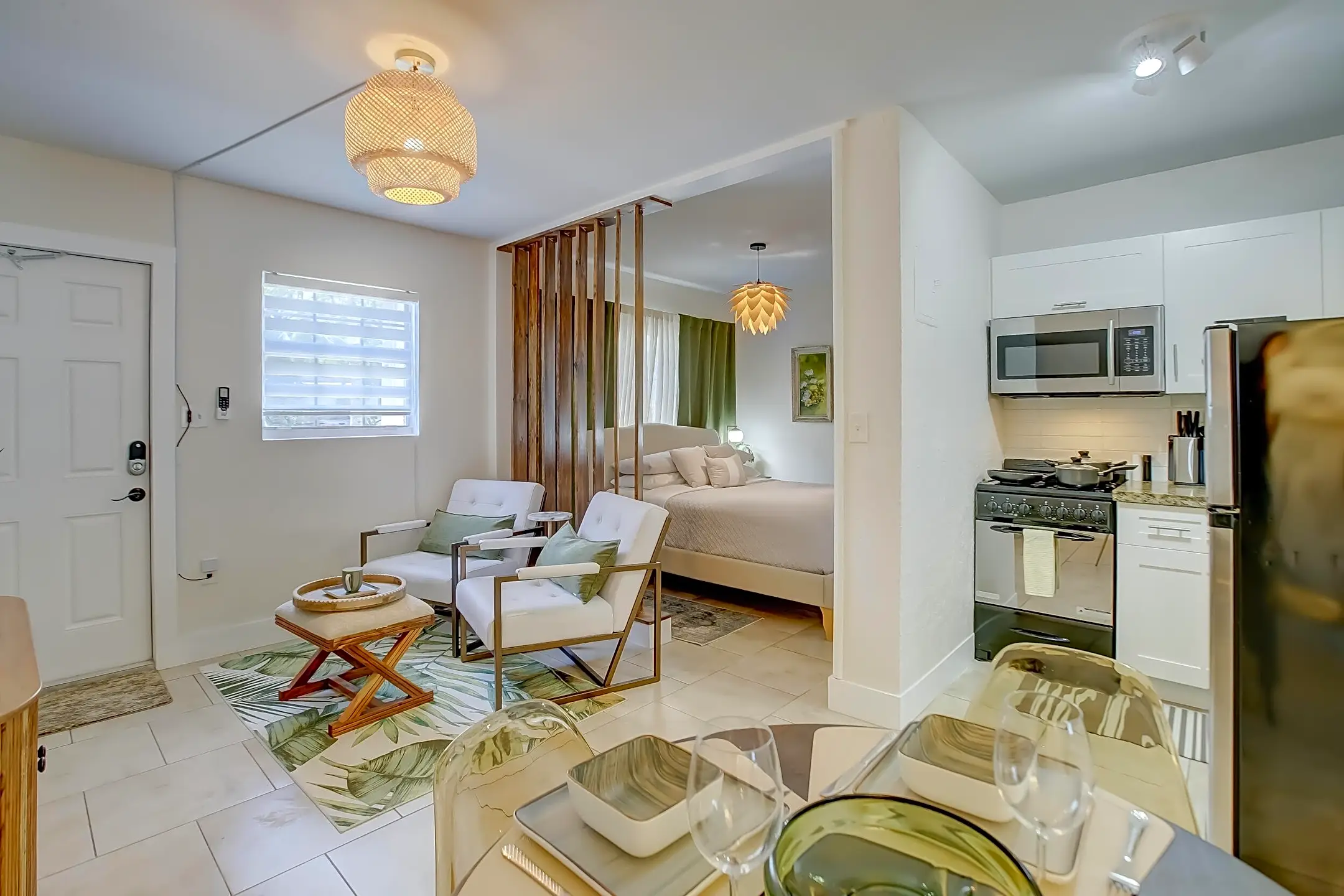 Dining Room - 1501 SW 24th St #3 - Fort Lauderdale, FL