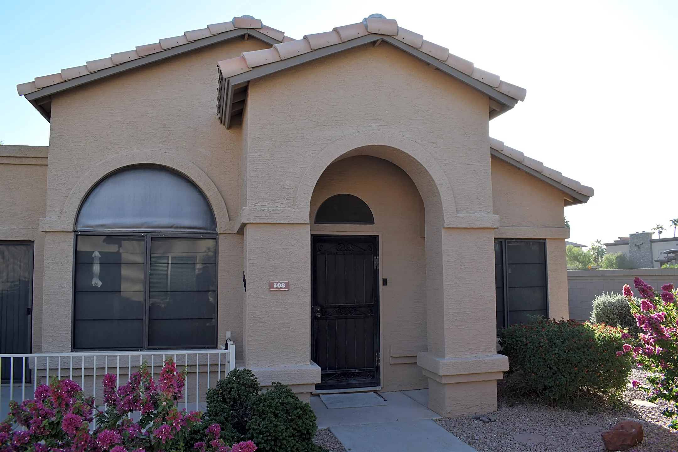 14300 W Bell Rd Condos Surprise, AZ 85374