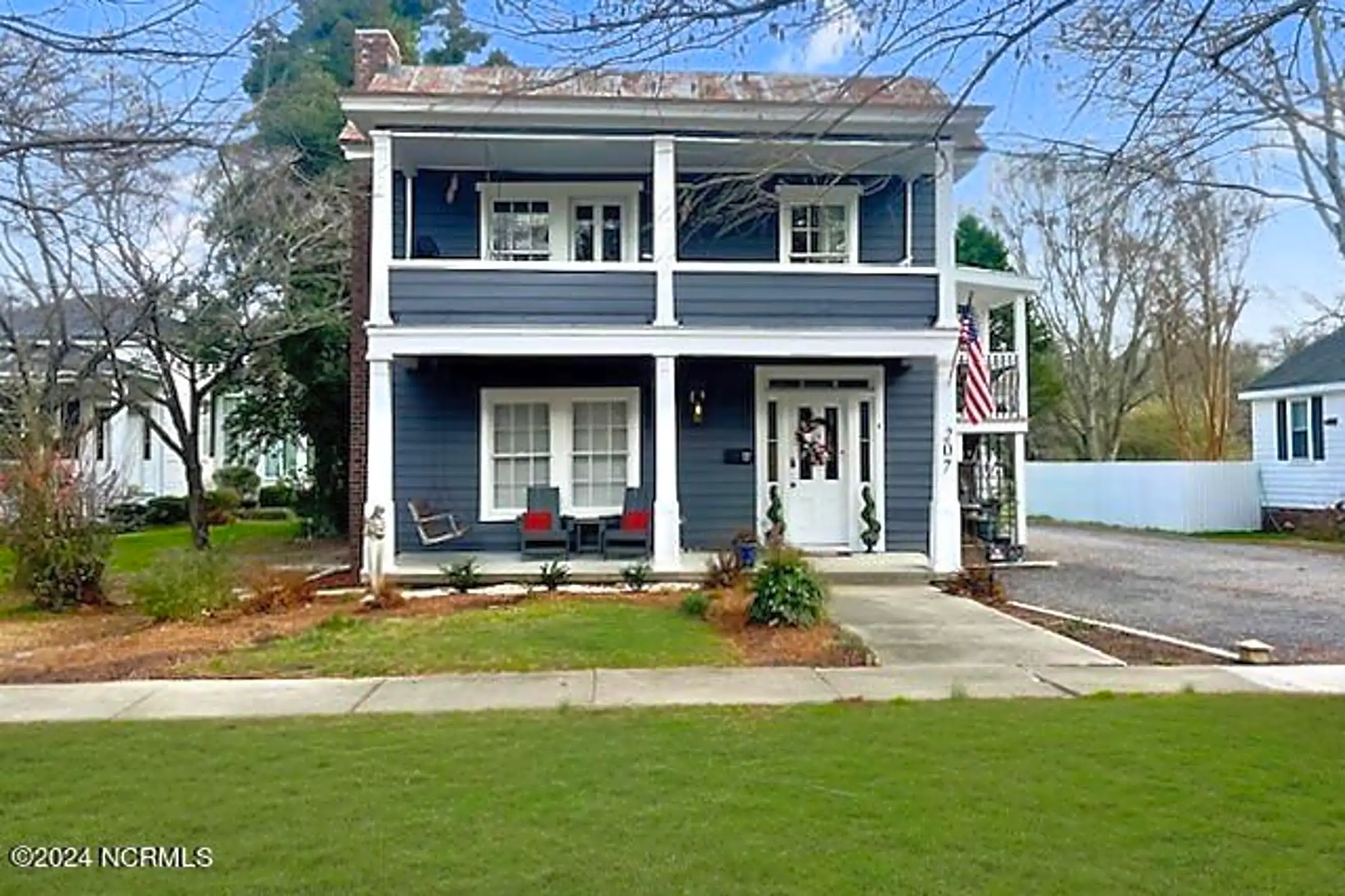 207 S Oakum St Apartments Edenton, NC 27932