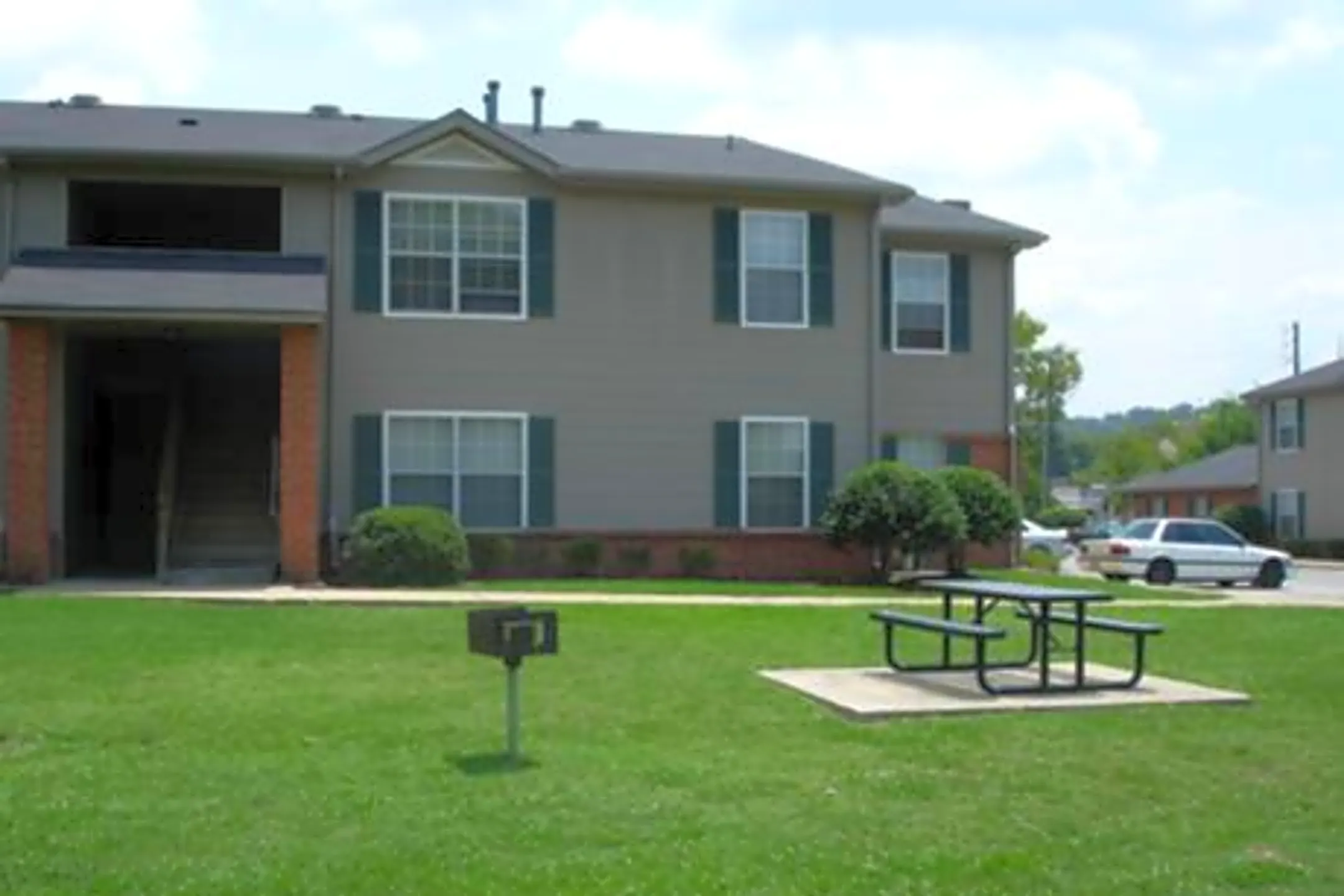 Dodson Avenue Apartments 457 Dodson Ave Chattanooga, TN Apartments