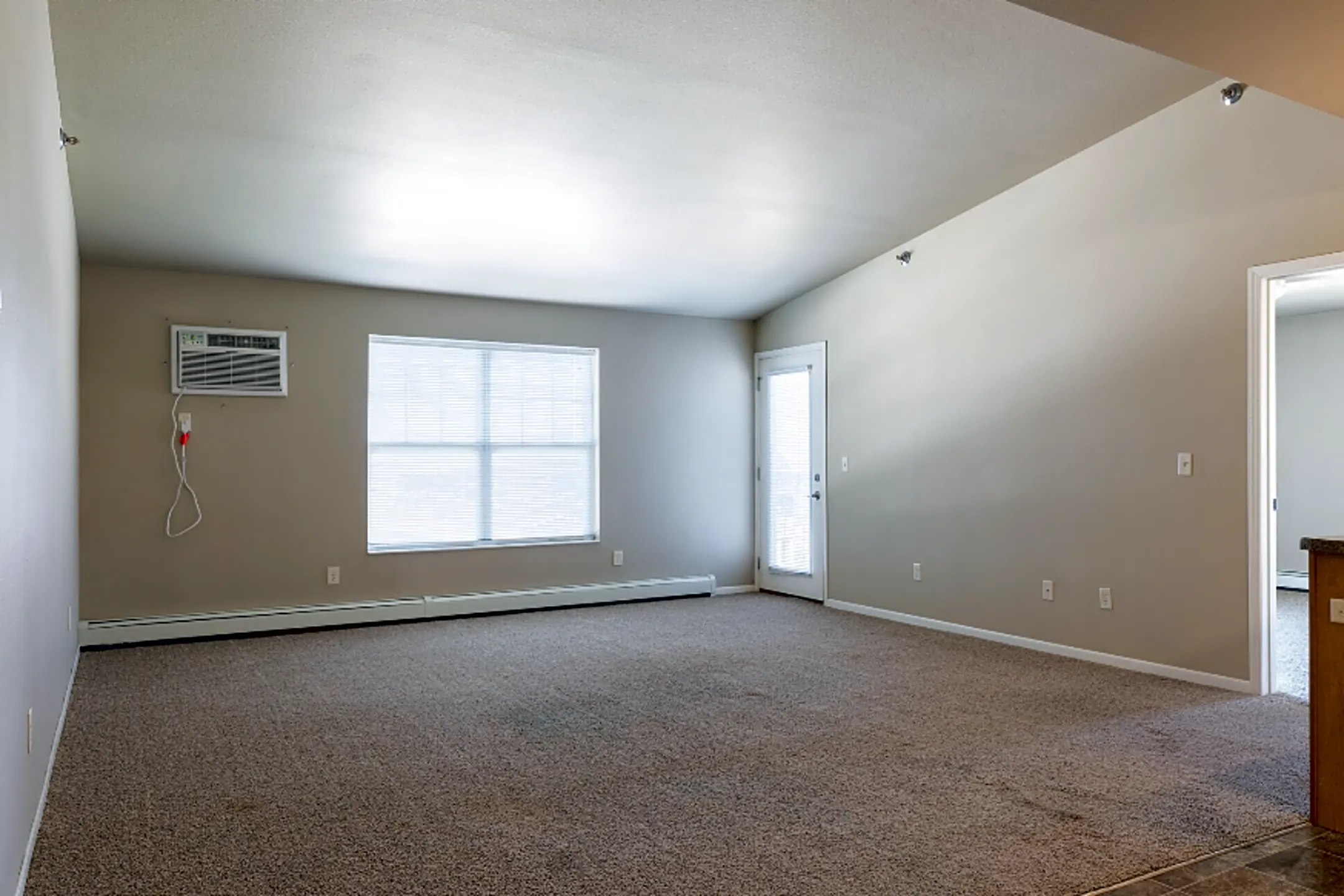 Raven Ridge Apartments 1156 Donna Ln Dickinson, ND Apartments for