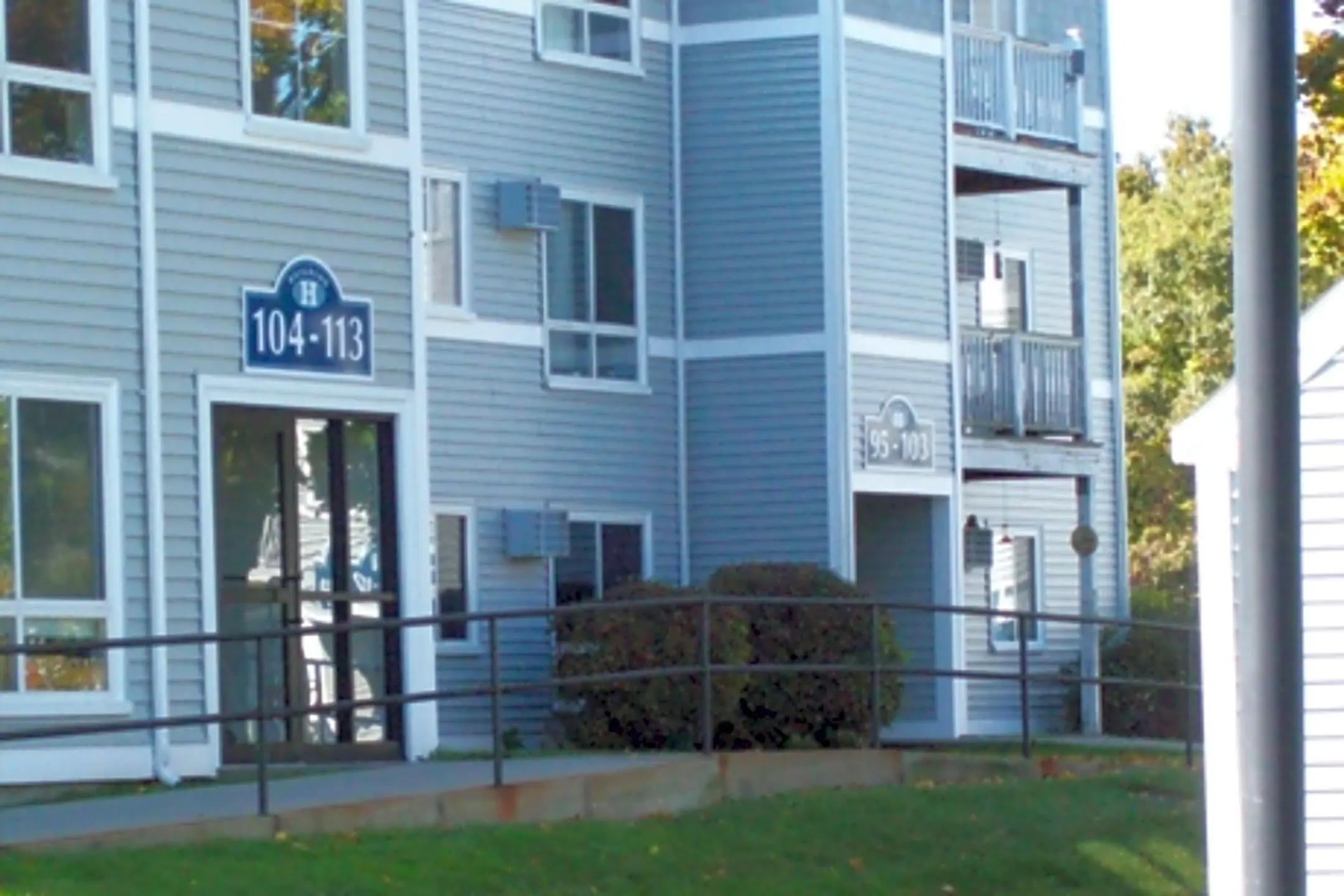 New Orchard Hill Estates 220 Orchard Hill Dr Oxford, MA Apartments