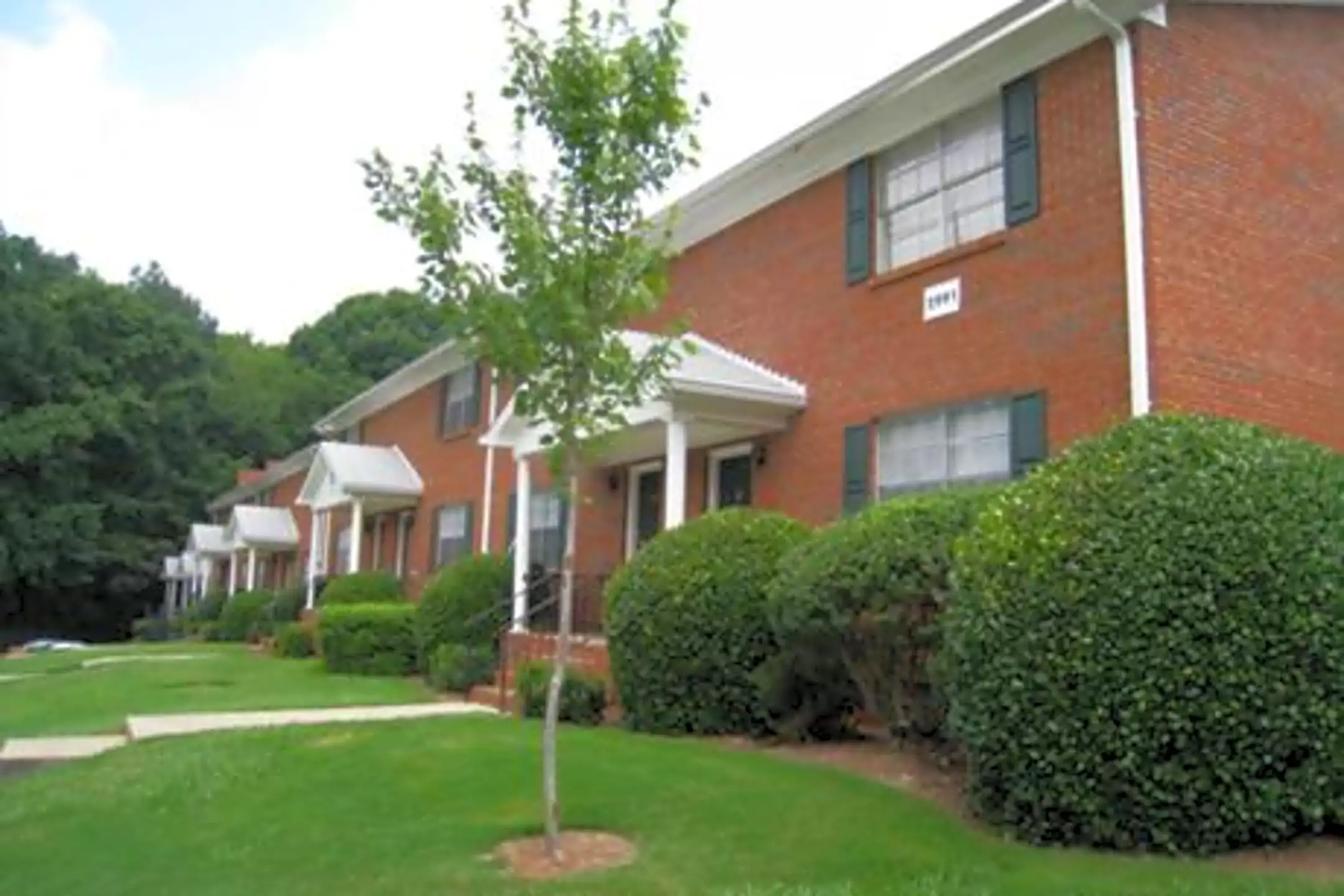 The Lexington Apartments 3073 Washington Rd Atlanta, GA Apartments