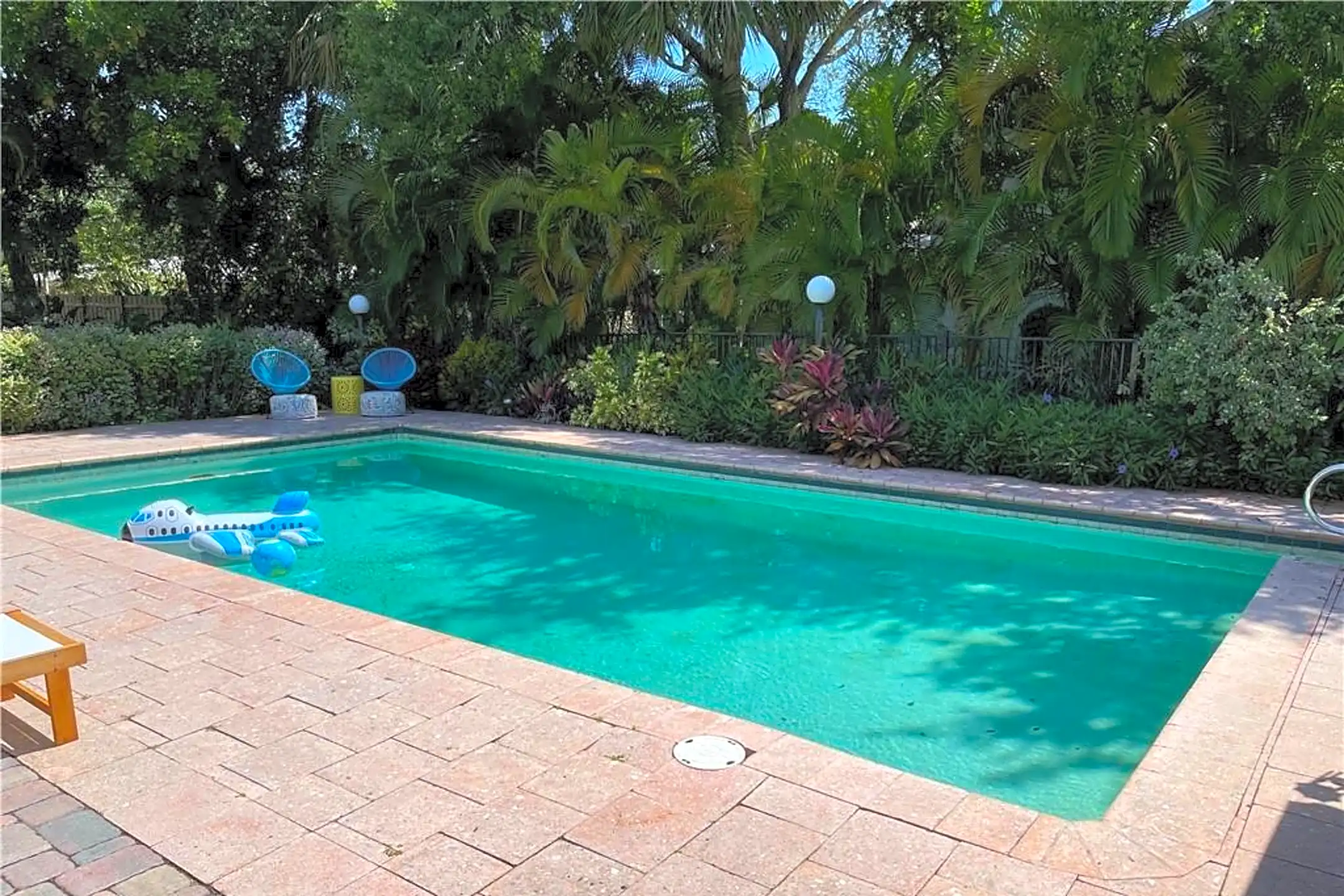 Pool - 907 Coquina Ln - Vero Beach, FL