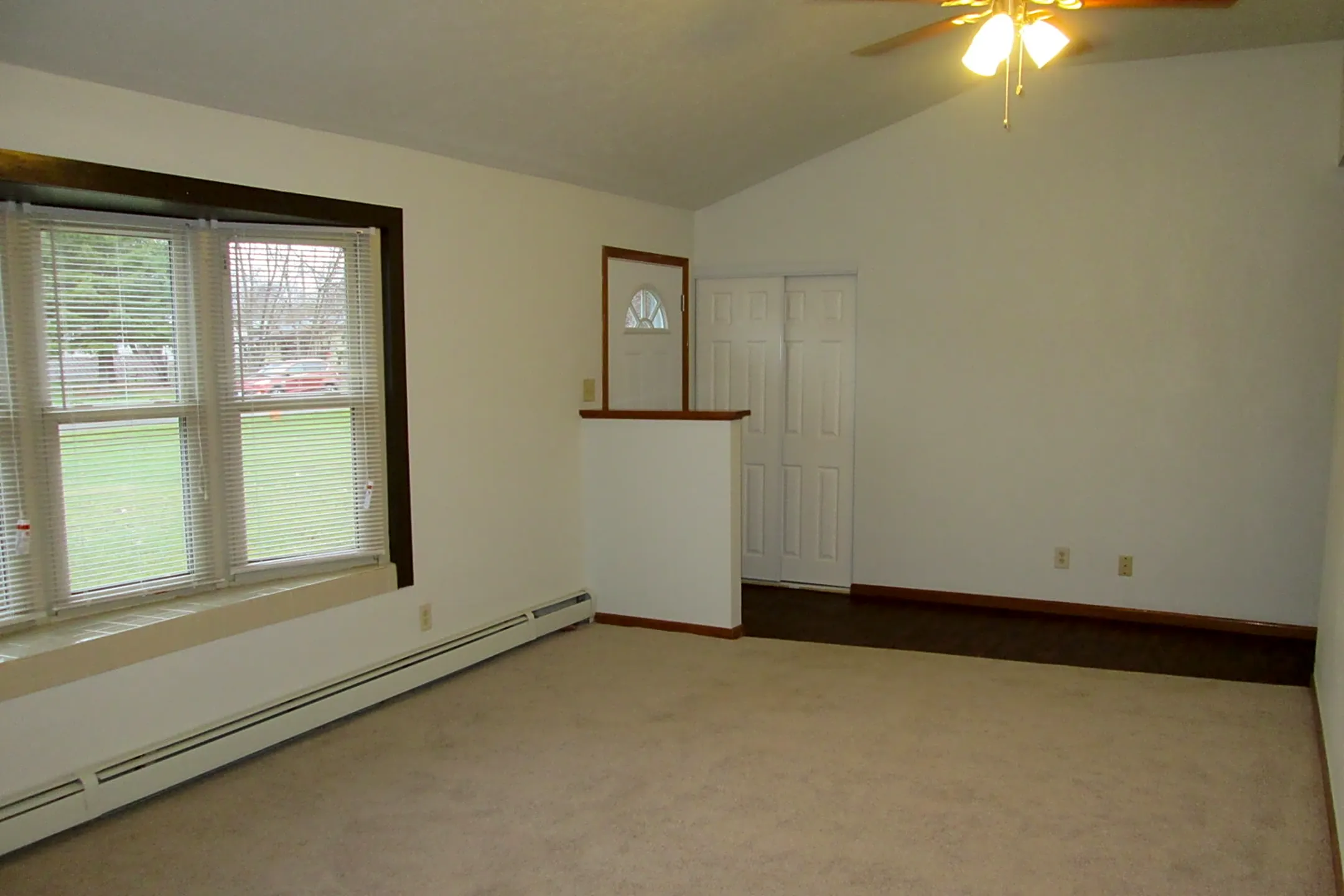 2529 Bainbridge Ave Youngstown, OH Houses for Rent Rent.