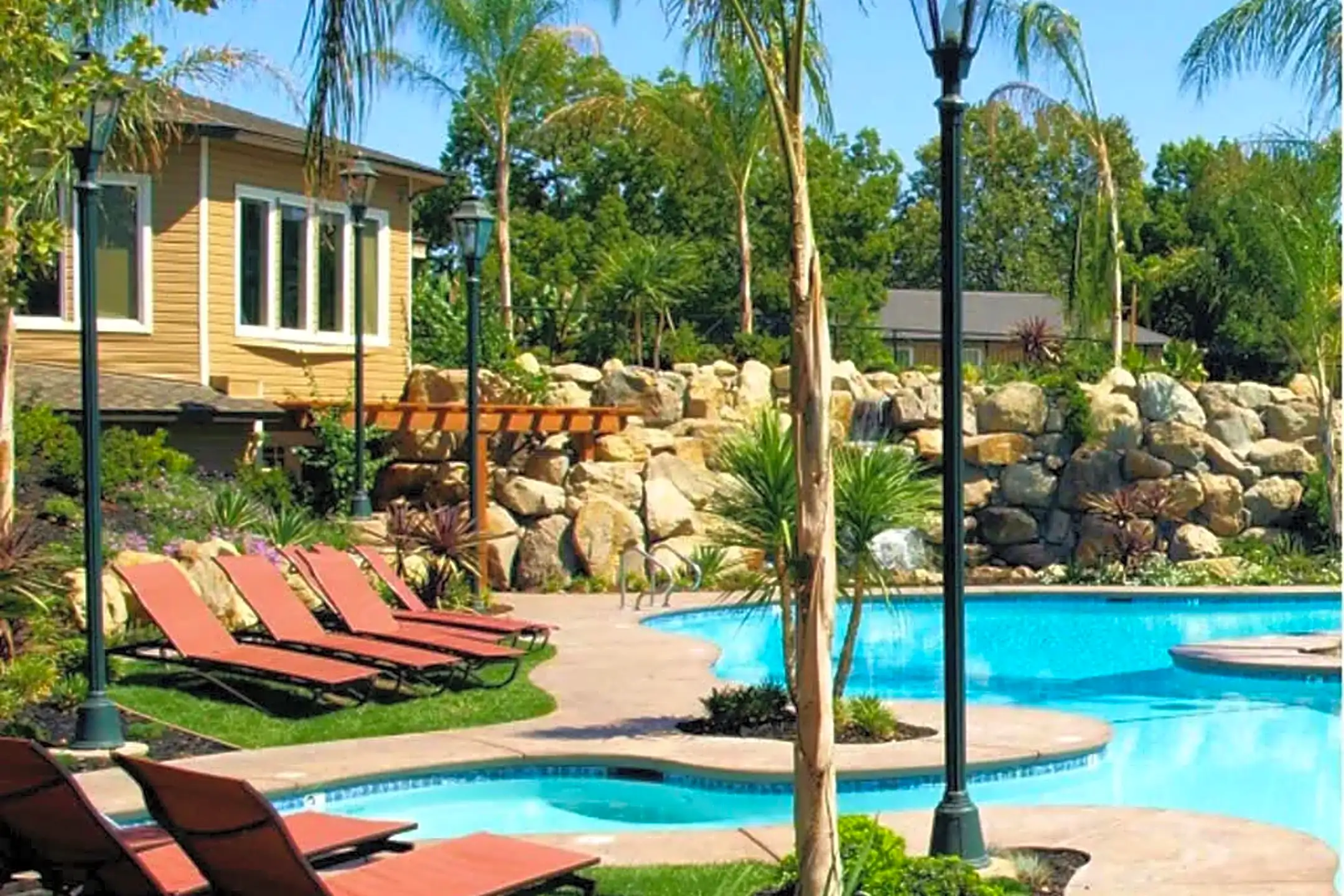 The Palms 1481 Exposition Blvd Sacramento, CA Apartments for Rent