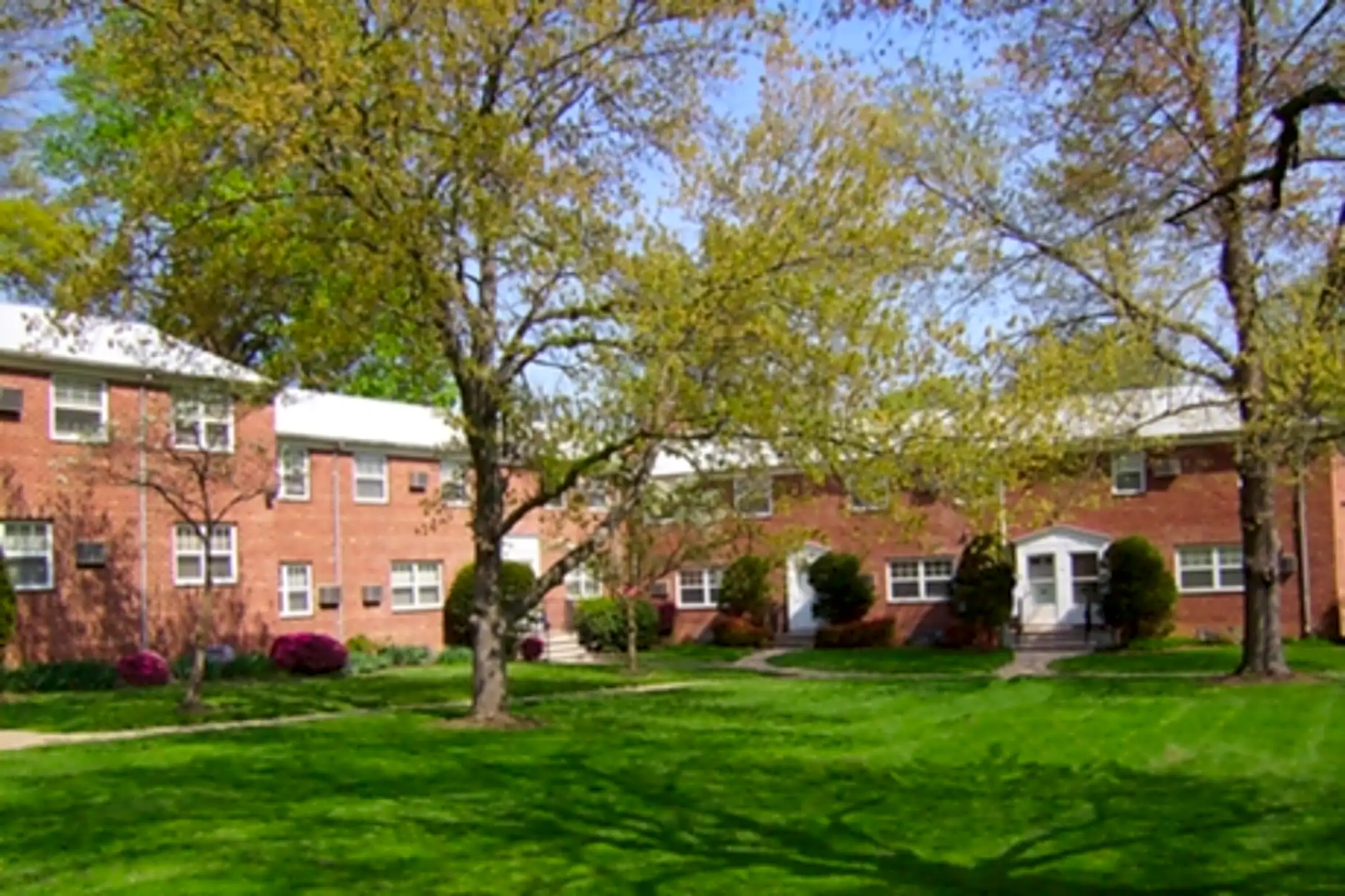 Plainfield Village & Norwood Garden Apartments Plainfield, NJ 07060