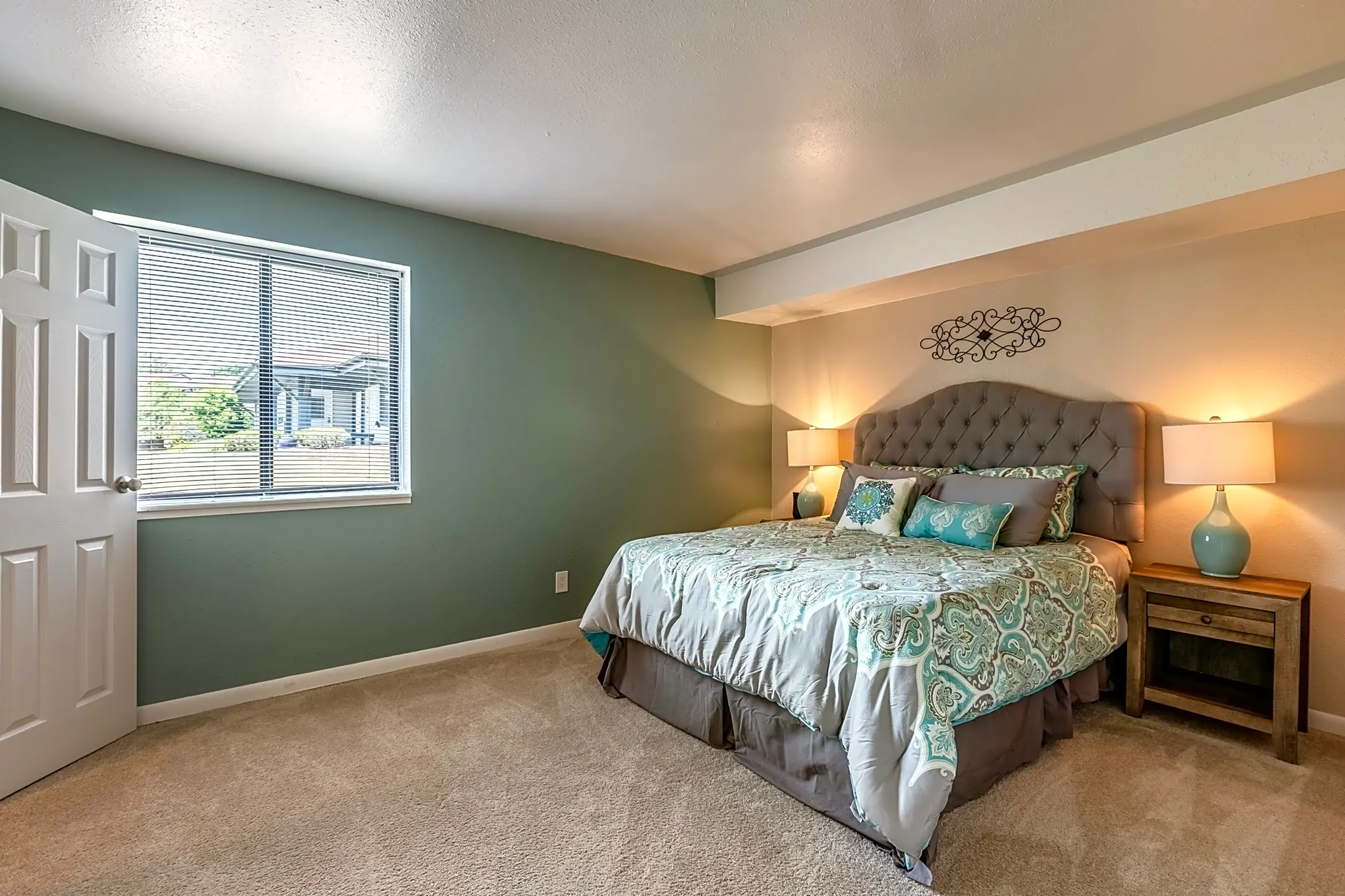 Okemos Station Apartments Townhomes 4235 Southport Cir Okemos, MI